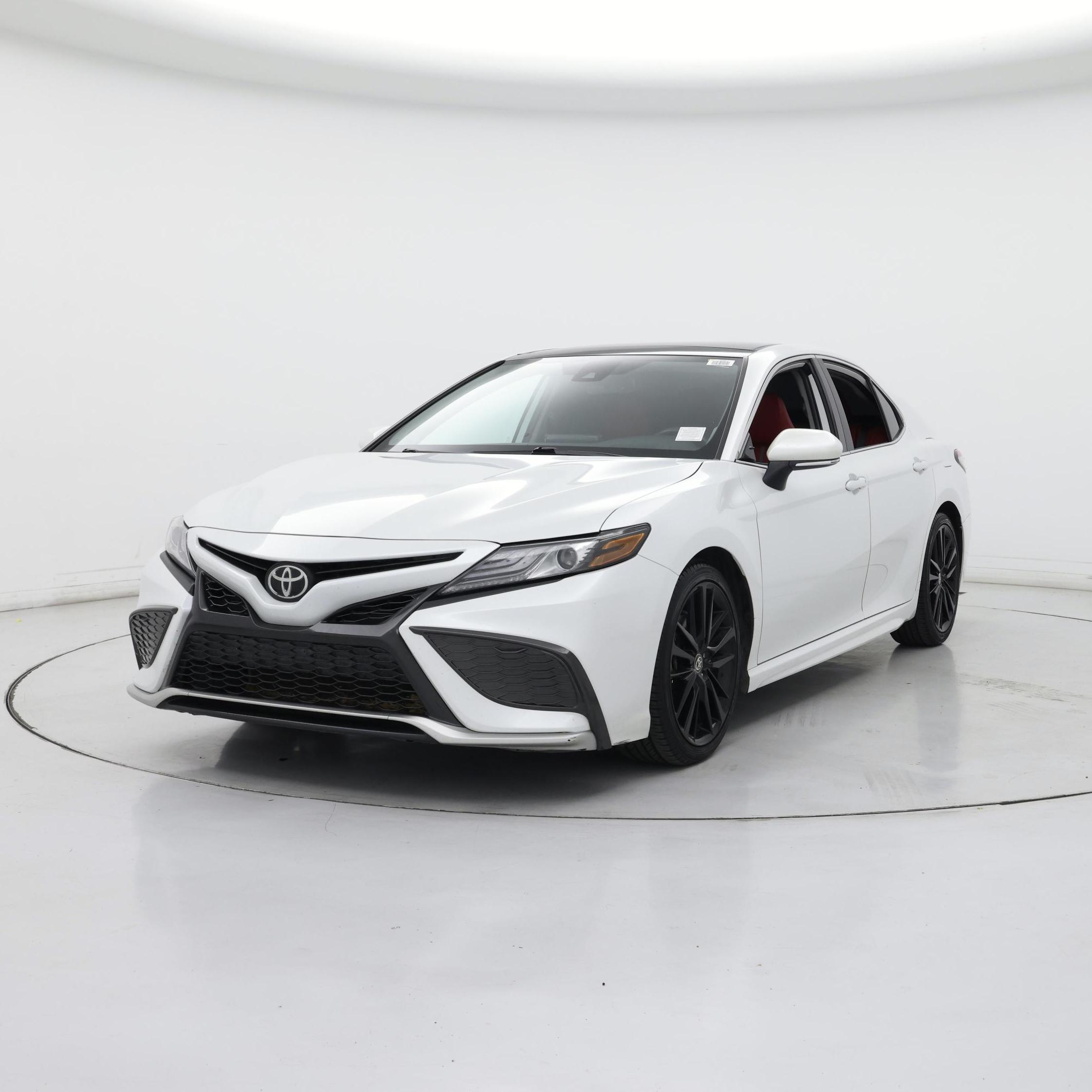Thumbnail: 2021 Toyota Camry - 4