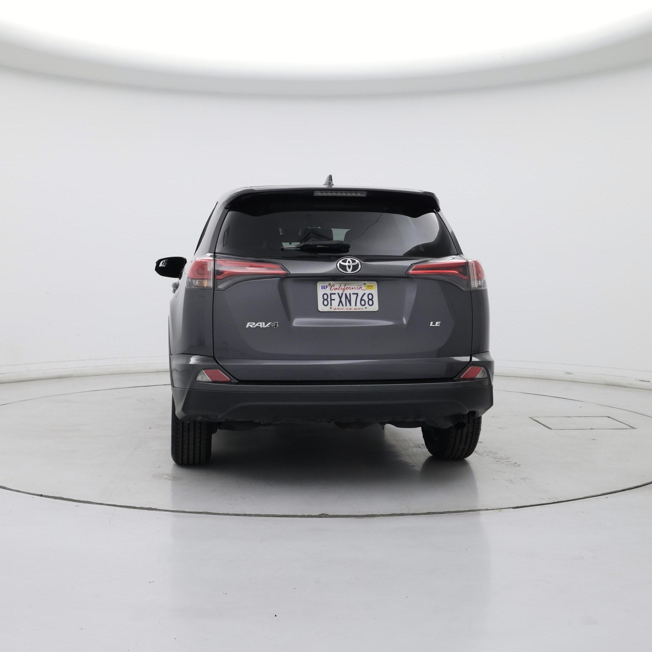 Thumbnail: 2018 Toyota RAV4 - 6