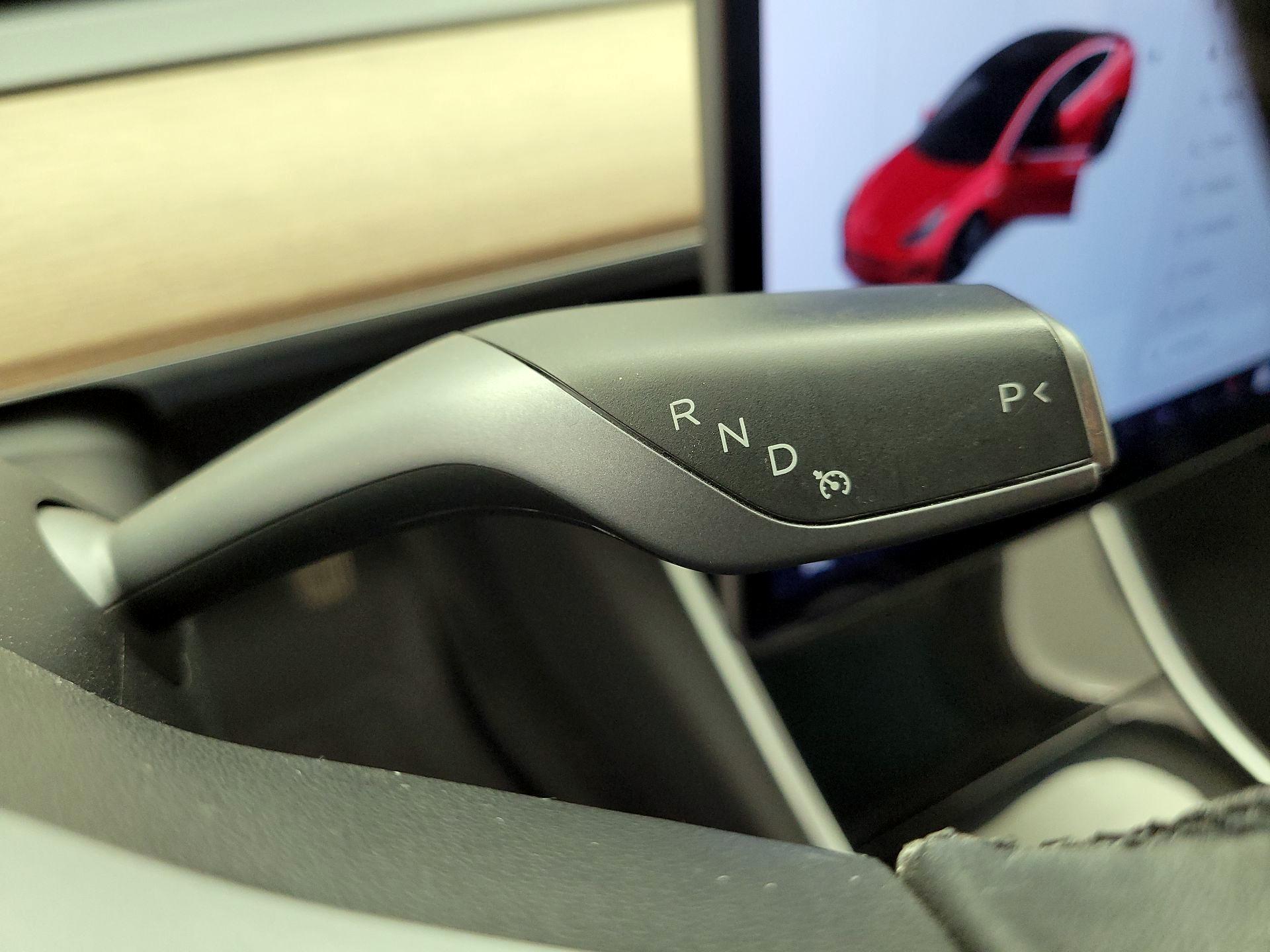 Thumbnail: 2020 Tesla Model 3 - 17