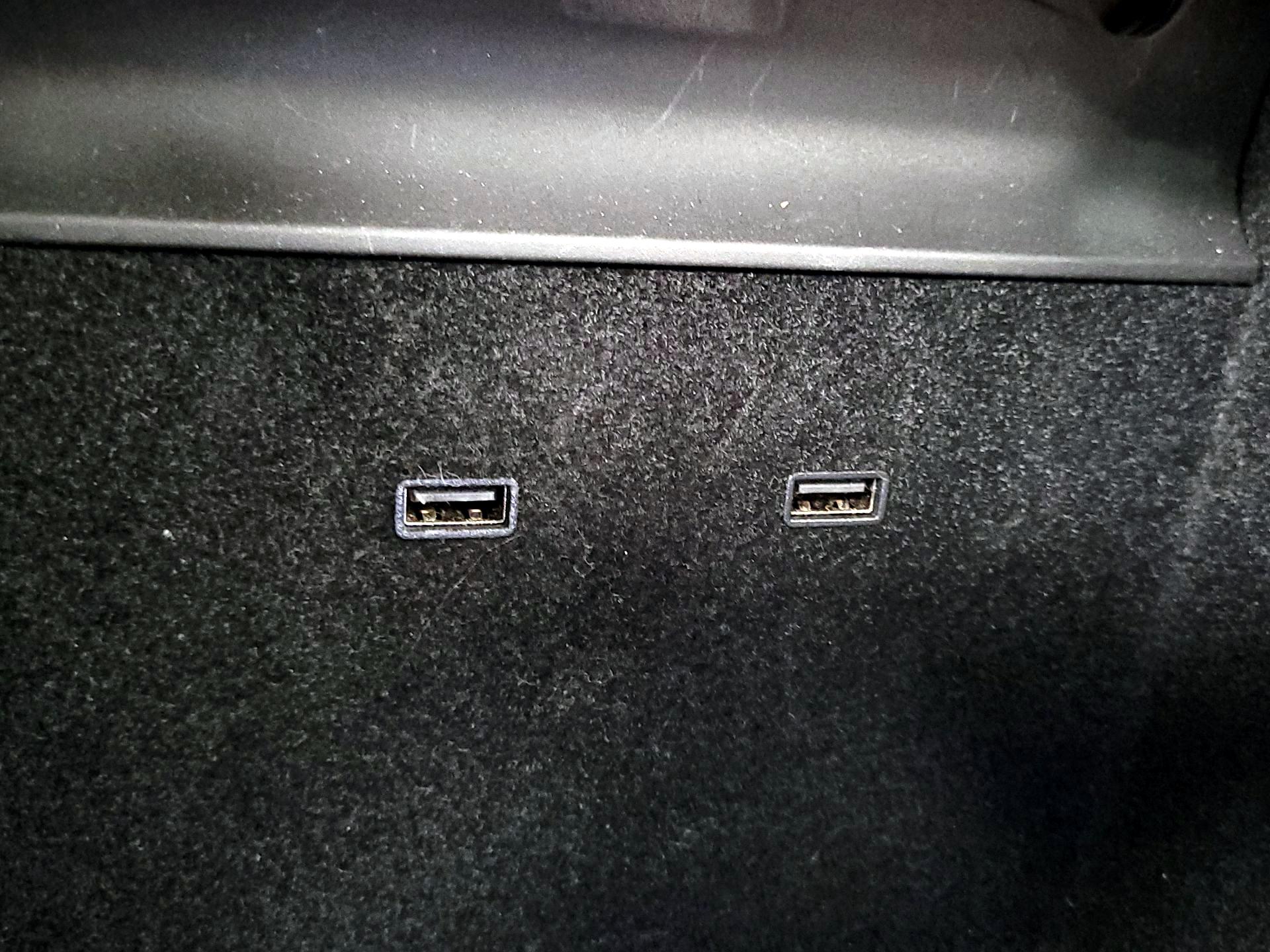 Thumbnail: 2020 Tesla Model 3 - 18