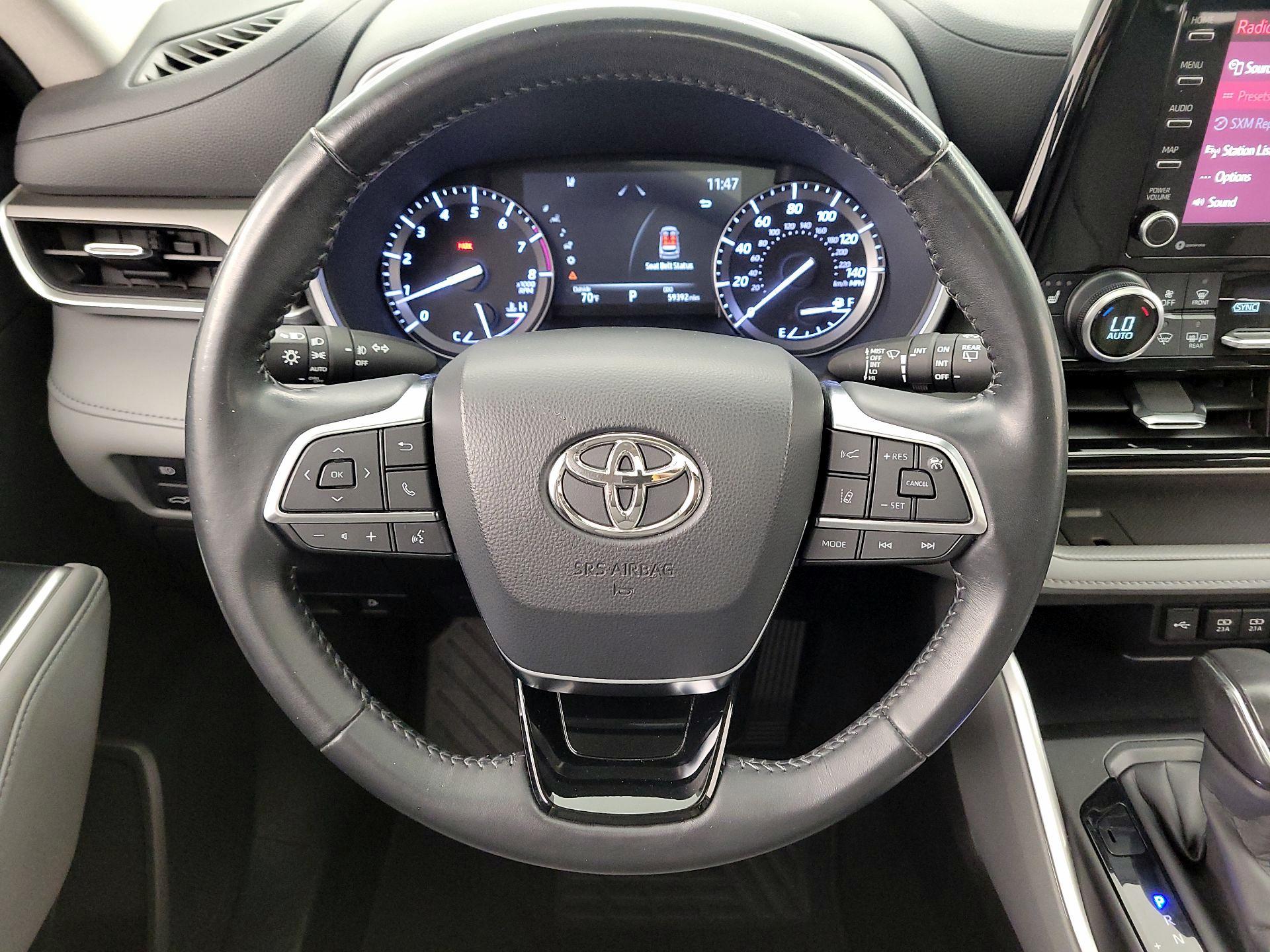 Thumbnail: 2020 Toyota Highlander - 10