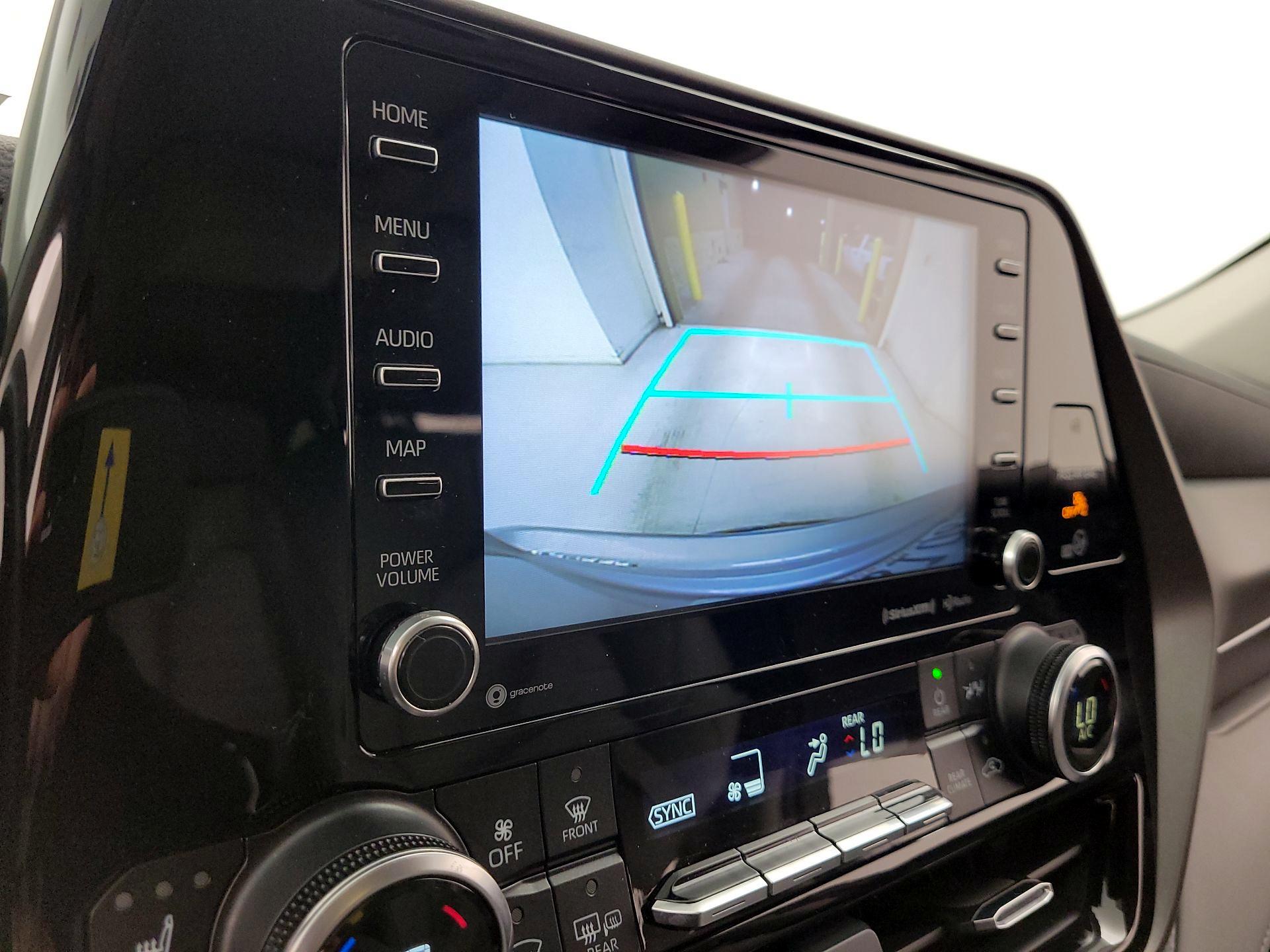 Thumbnail: 2020 Toyota Highlander - 14