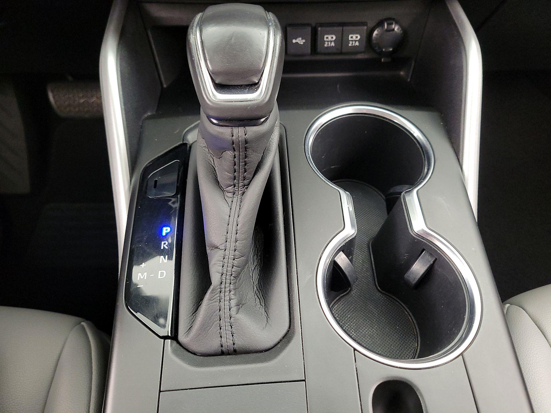 Thumbnail: 2020 Toyota Highlander - 17