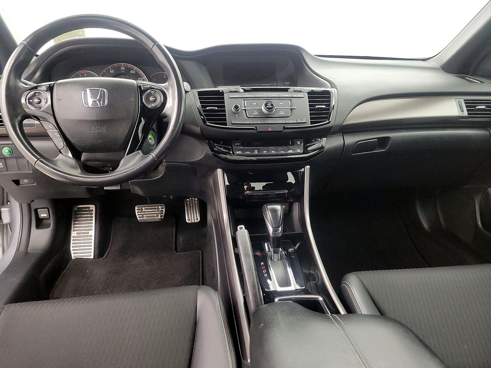 Thumbnail: 2016 Honda Accord - 9