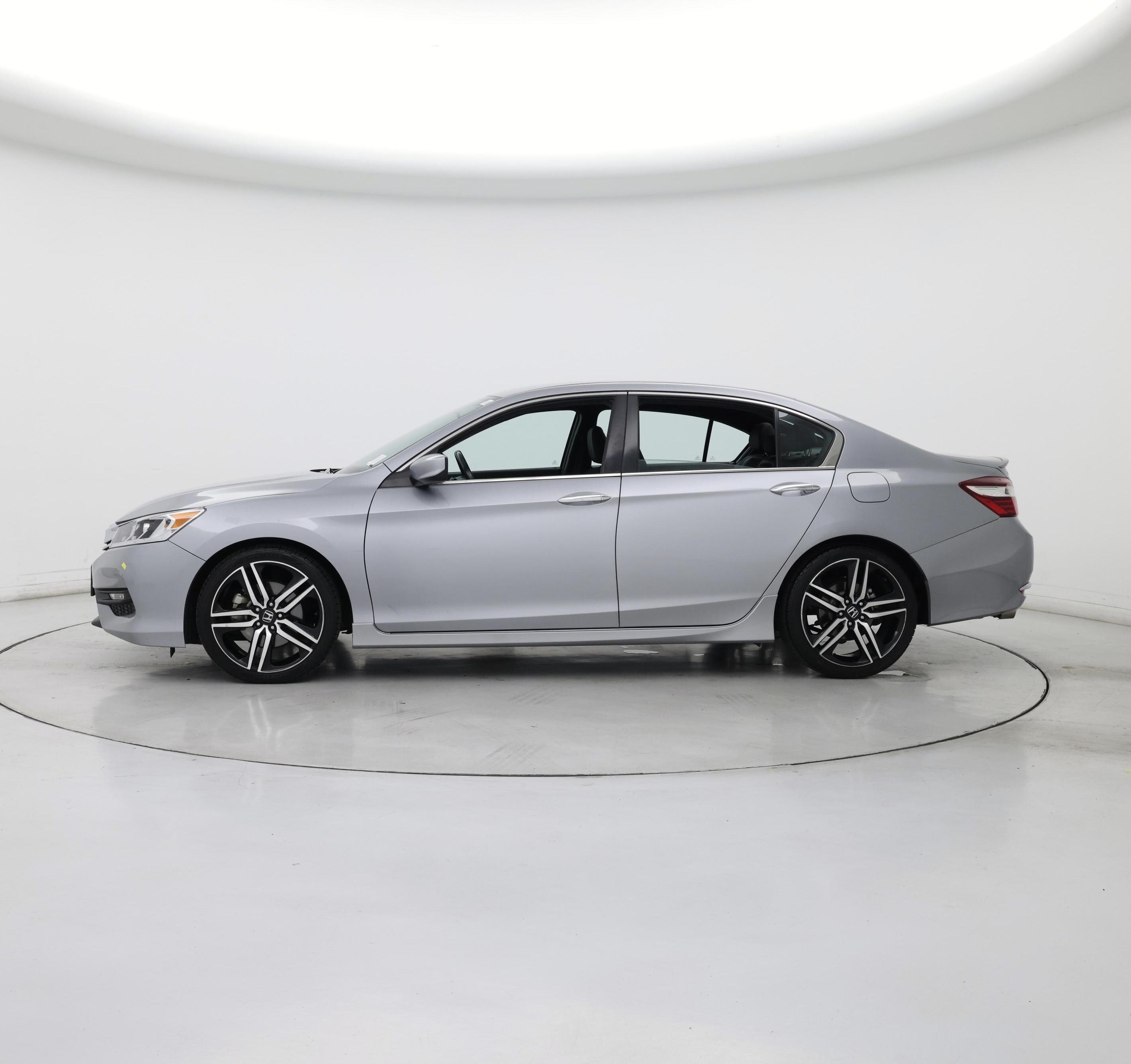 Thumbnail: 2016 Honda Accord - 3