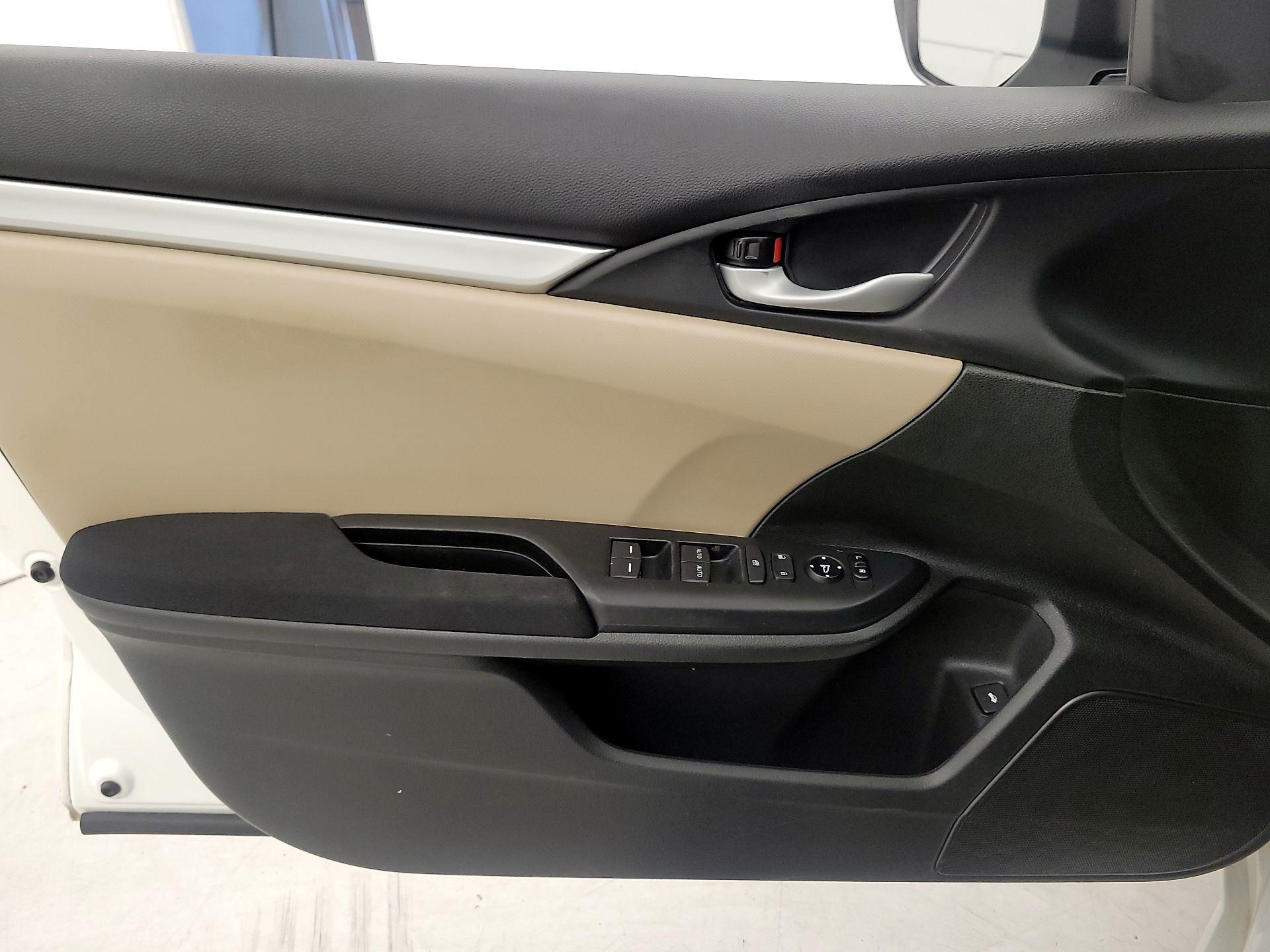 Thumbnail: 2018 Honda Civic - 12