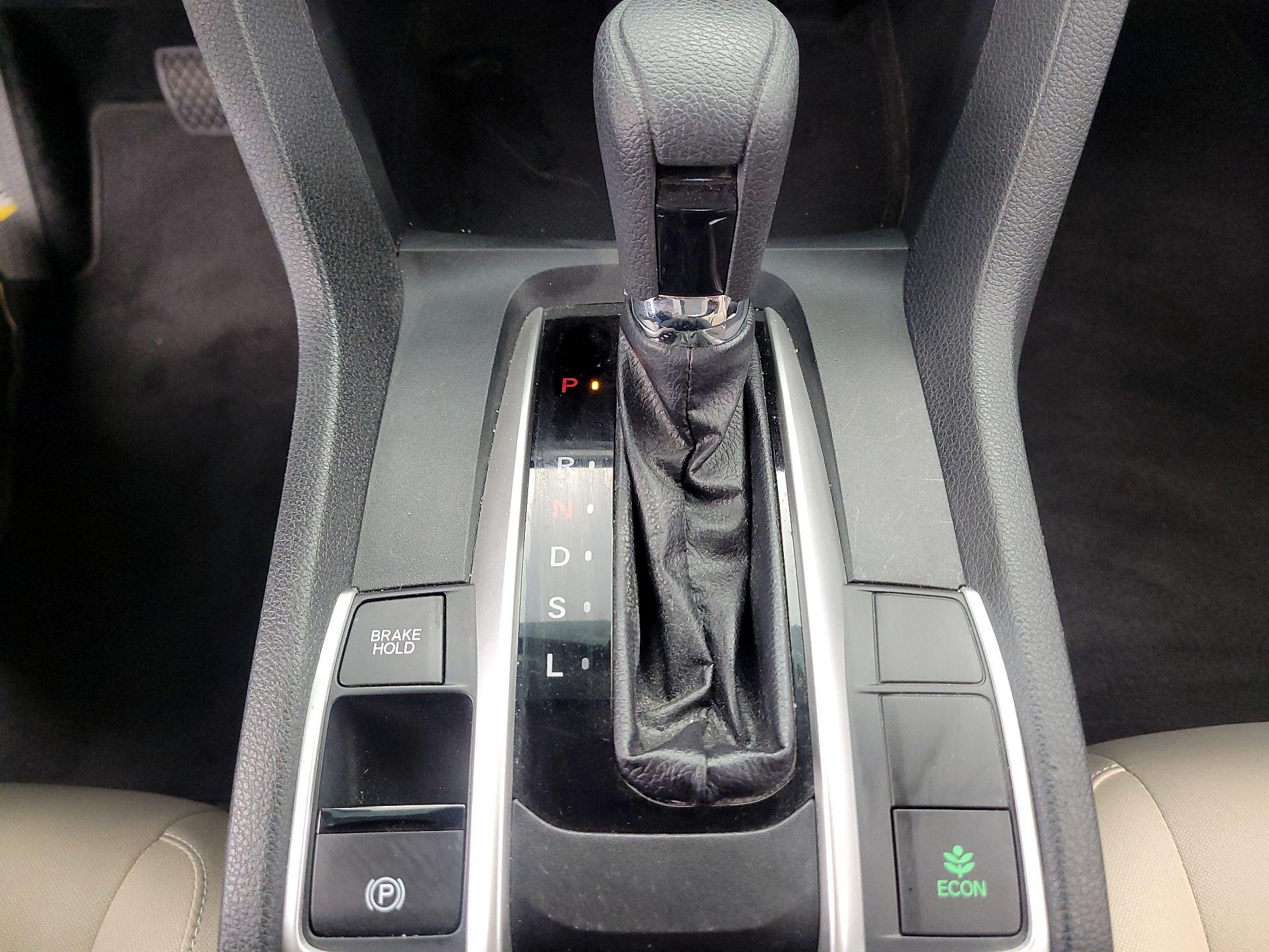 Thumbnail: 2018 Honda Civic - 17