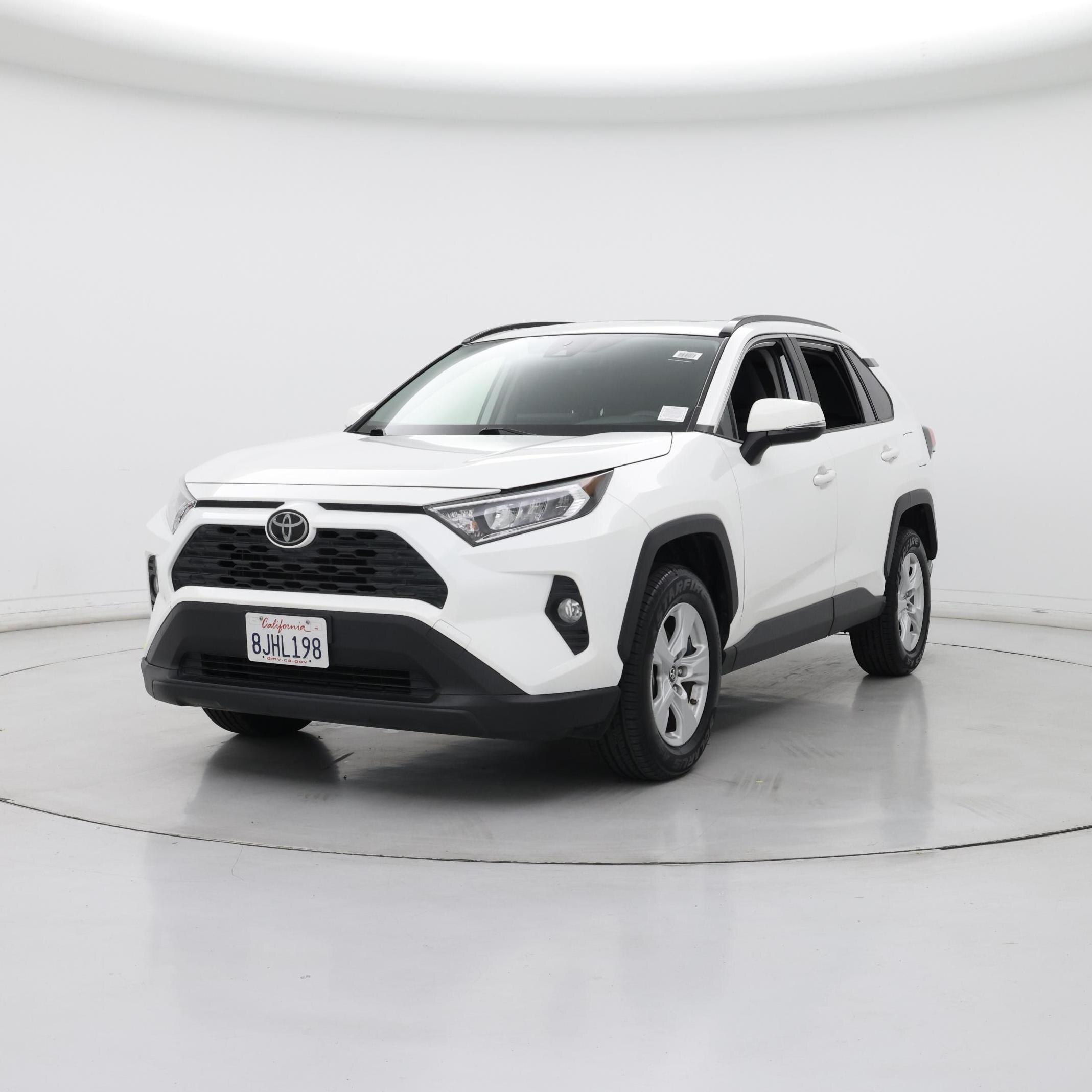 Thumbnail: 2019 Toyota RAV4 - 4