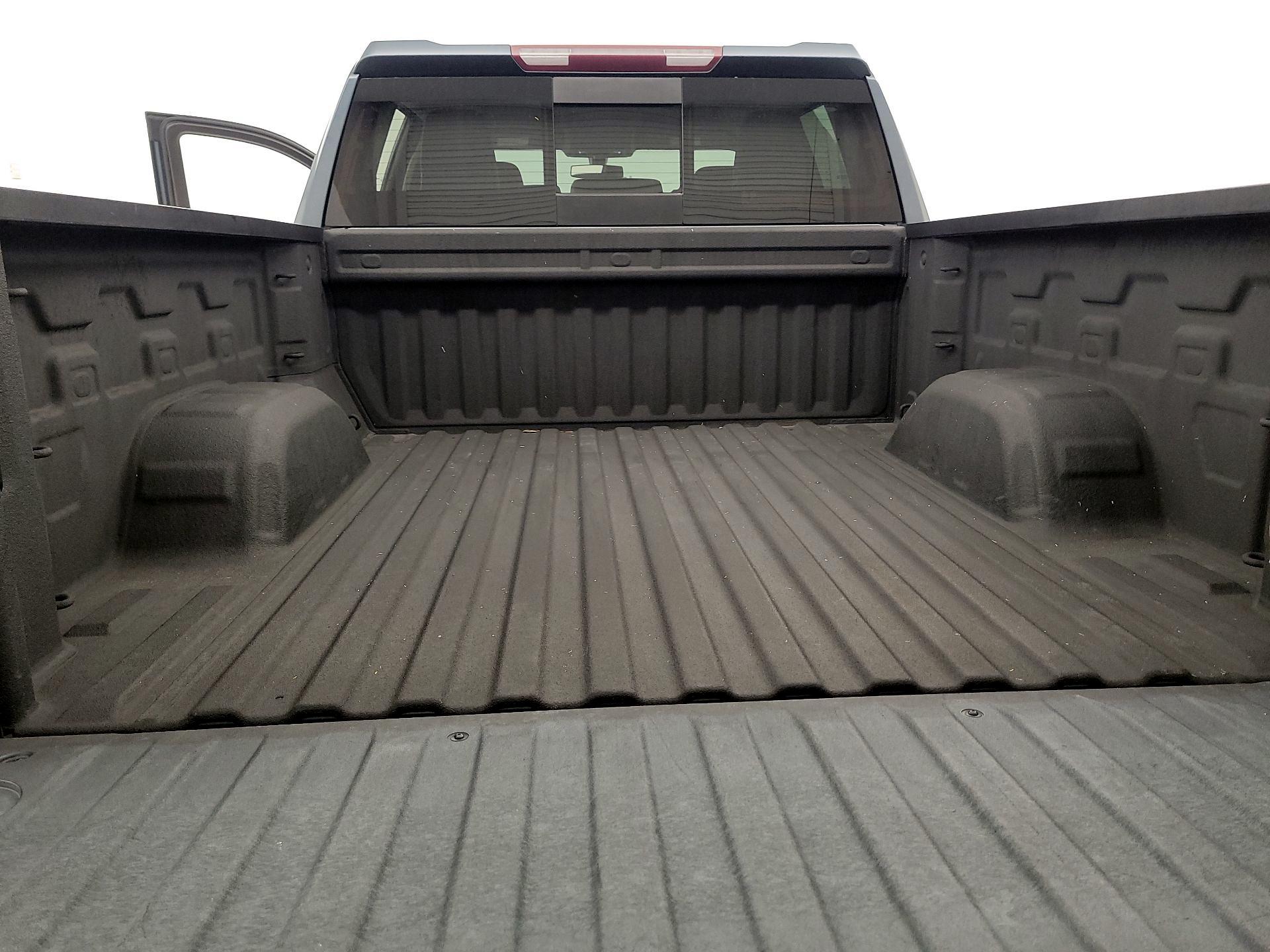 Thumbnail: 2019 Chevrolet Silverado 1500 - 20