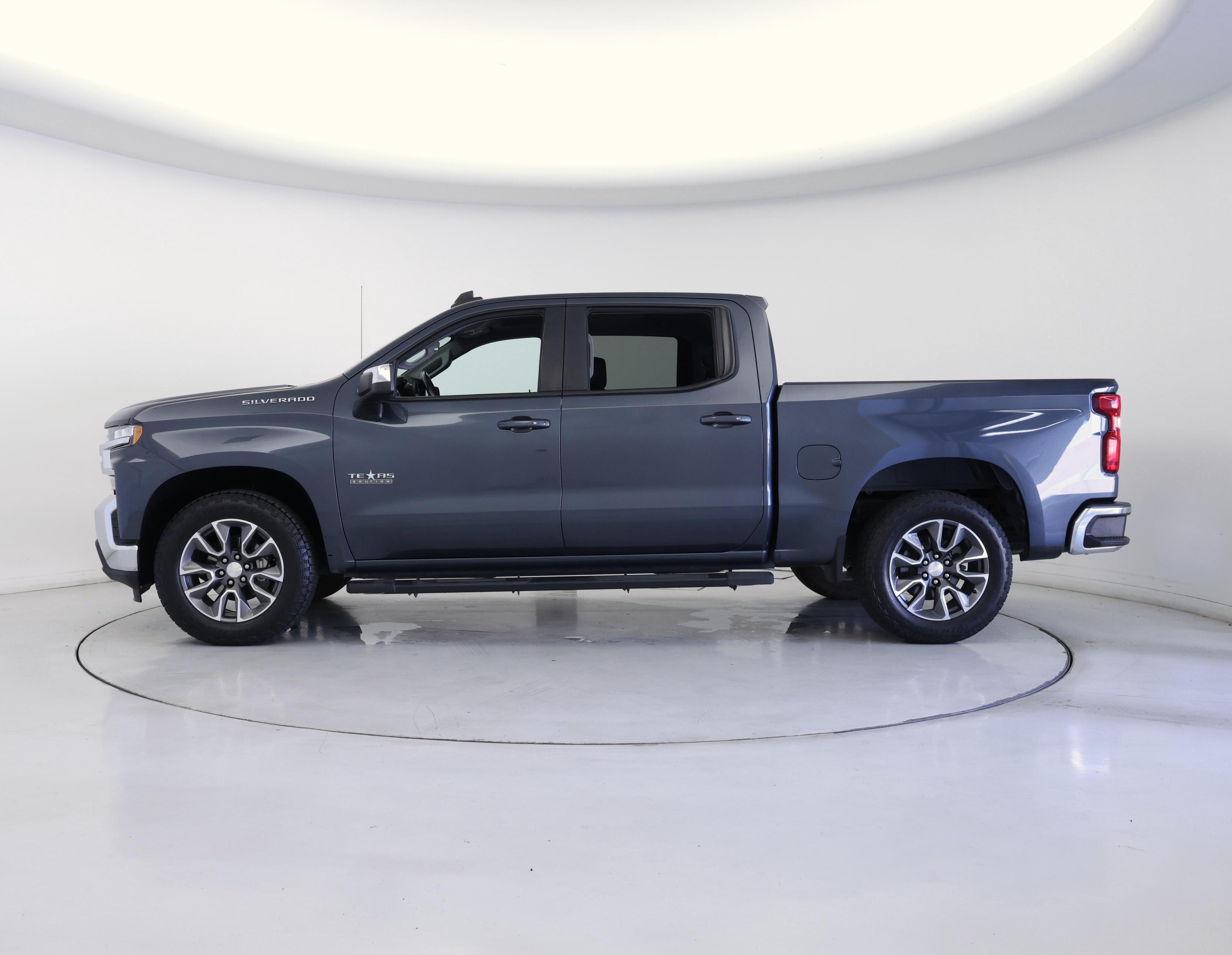Thumbnail: 2019 Chevrolet Silverado 1500 - 3
