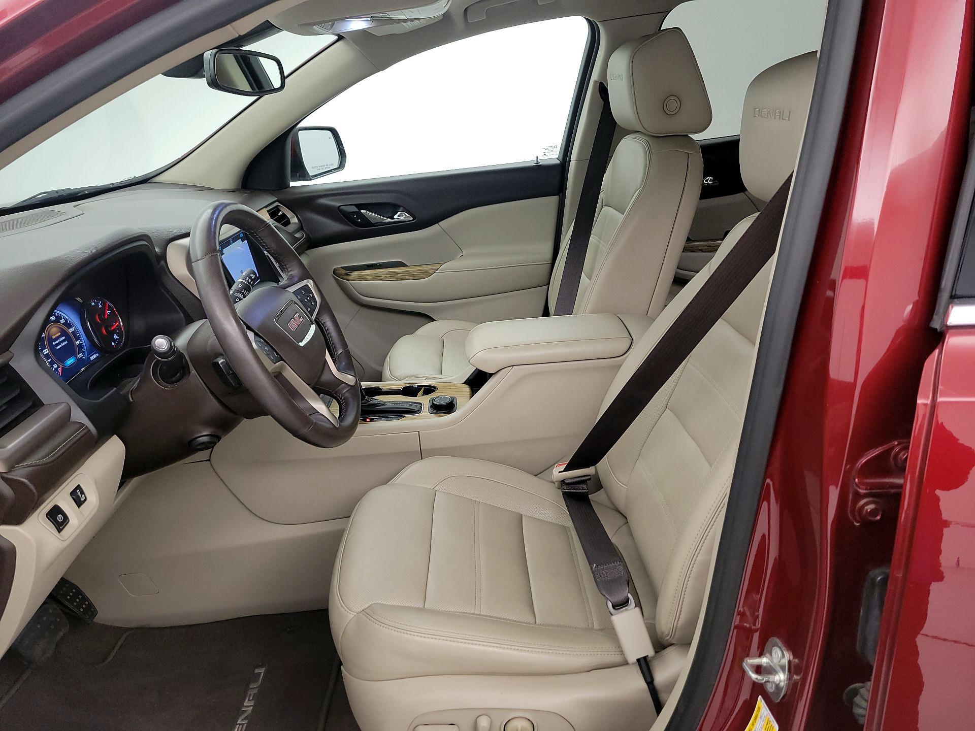 Thumbnail: 2017 GMC Acadia - 11