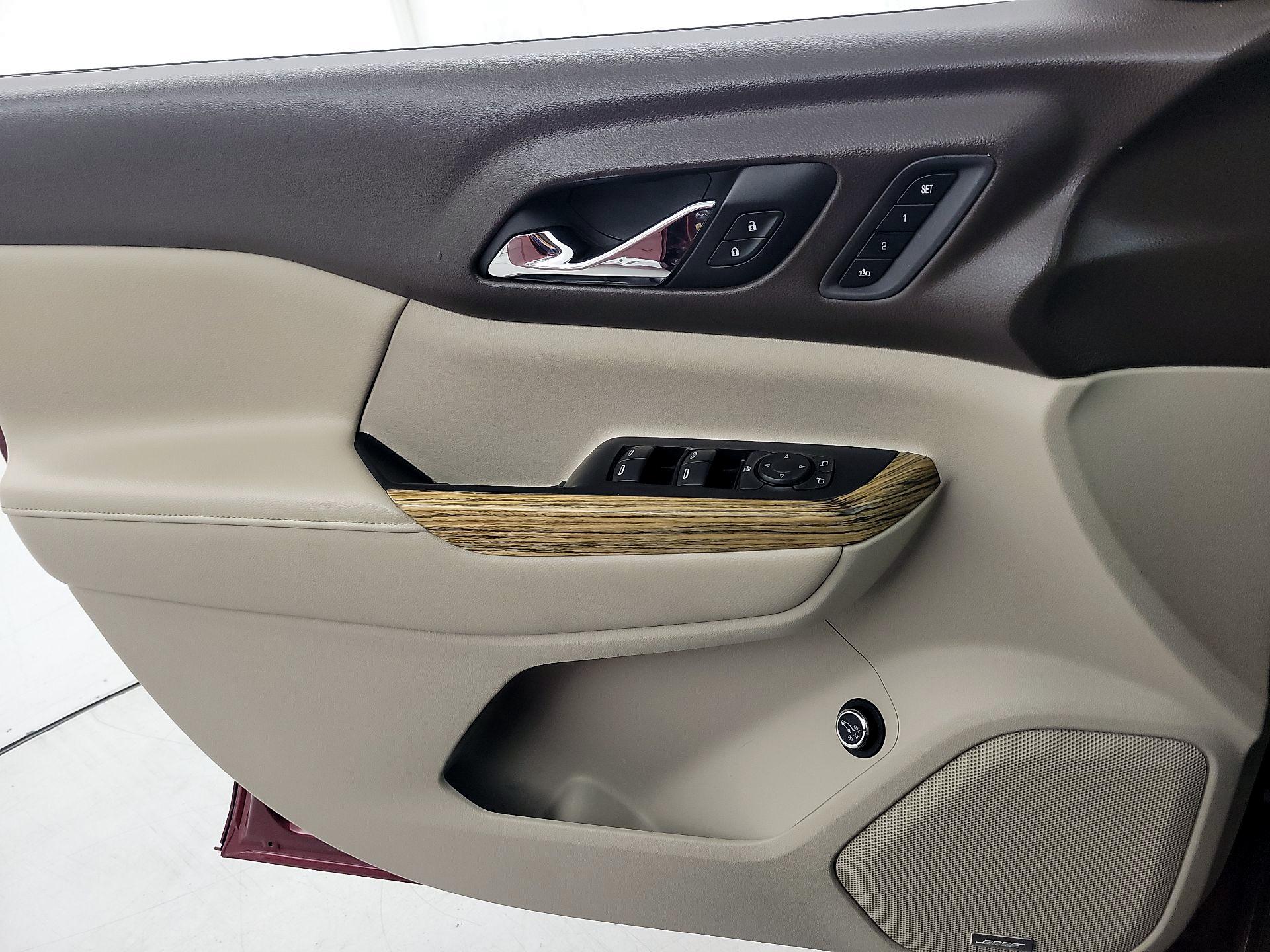 Thumbnail: 2017 GMC Acadia - 12