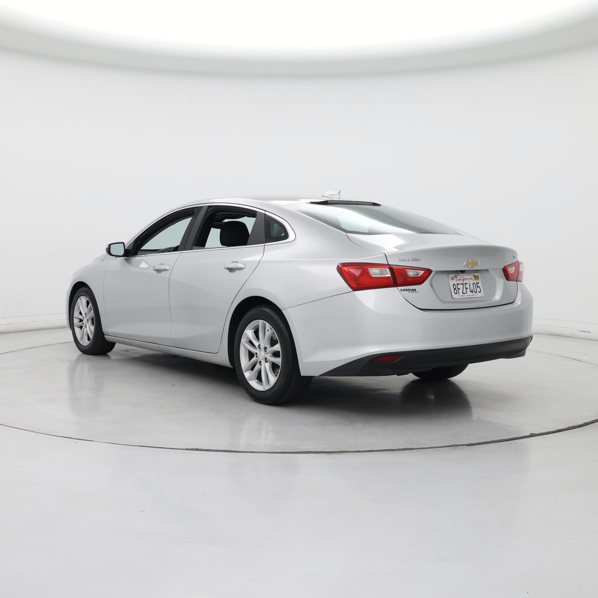 Thumbnail: 2017 Chevrolet Malibu - 2