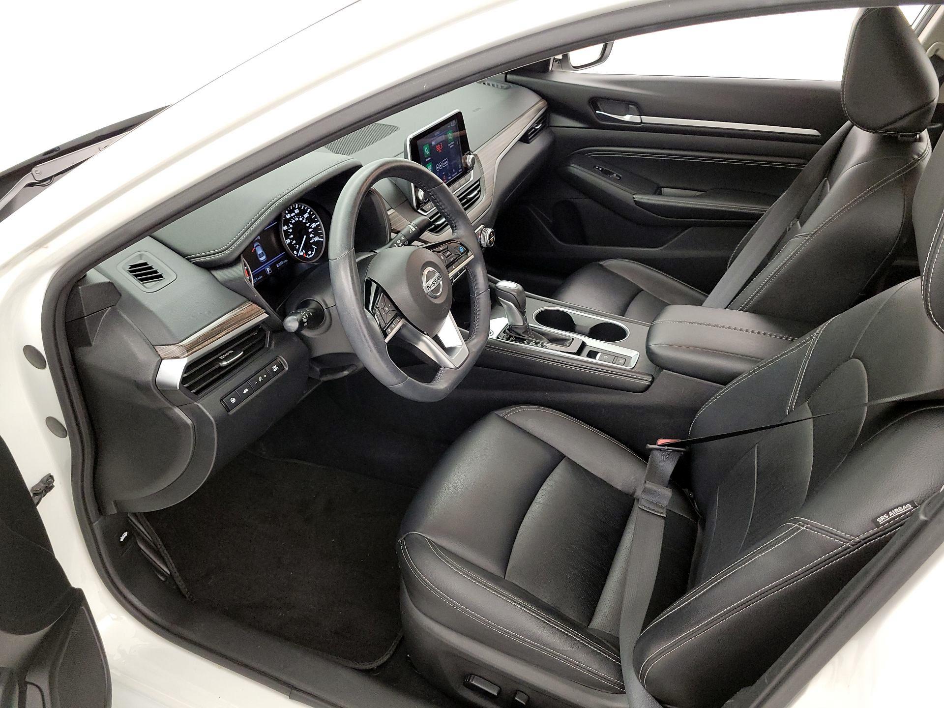 Thumbnail: 2019 Nissan Altima - 11