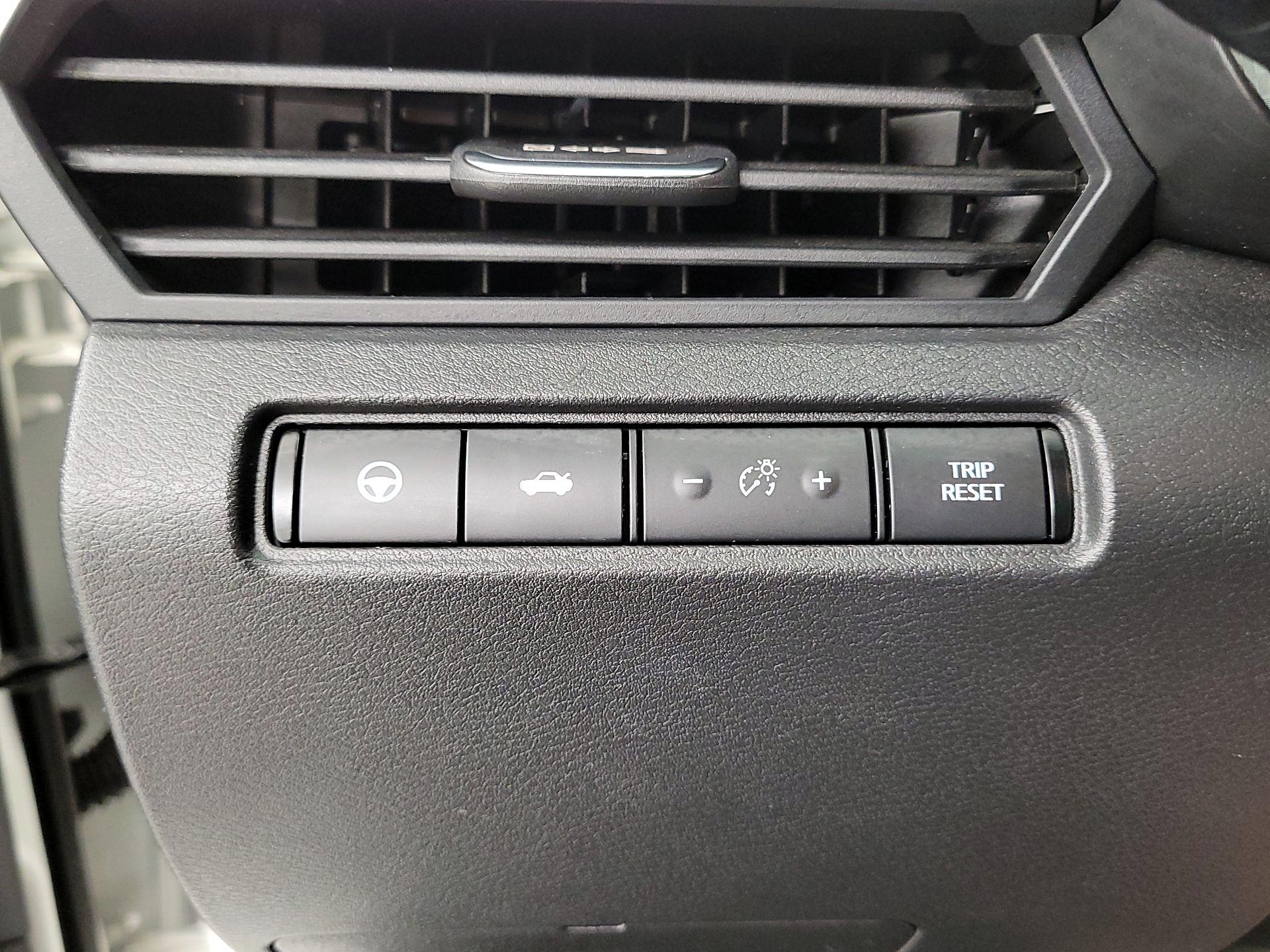 Thumbnail: 2019 Nissan Altima - 13