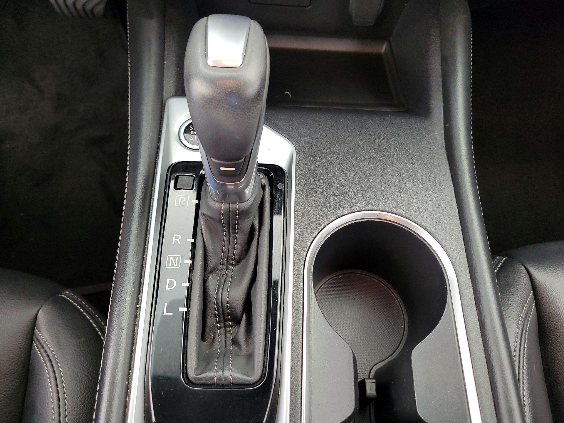 Thumbnail: 2019 Nissan Altima - 18