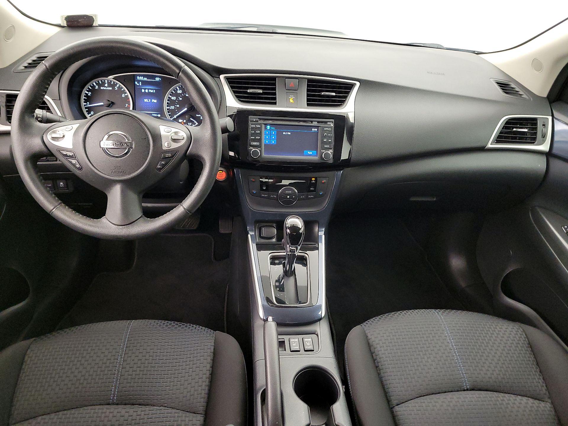 Thumbnail: 2018 Nissan Sentra - 9