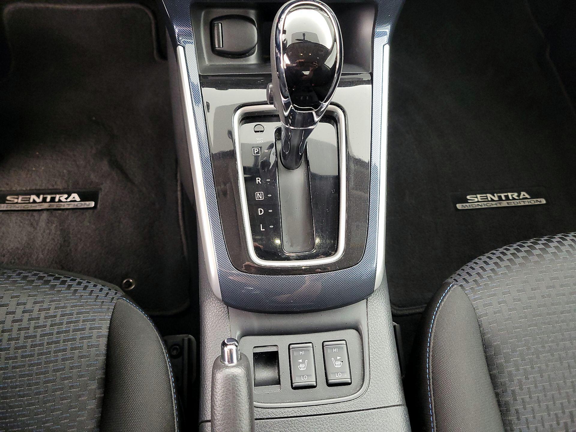 Thumbnail: 2018 Nissan Sentra - 18