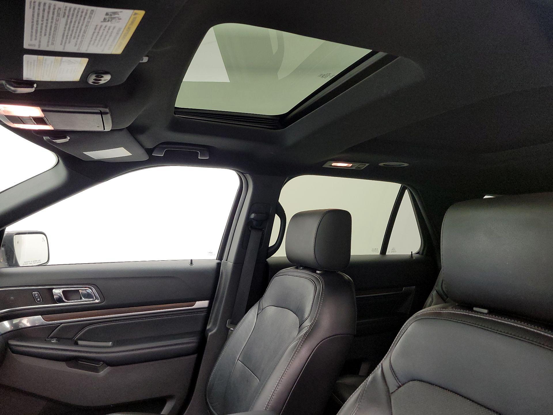 Thumbnail: 2017 Ford Explorer - 20