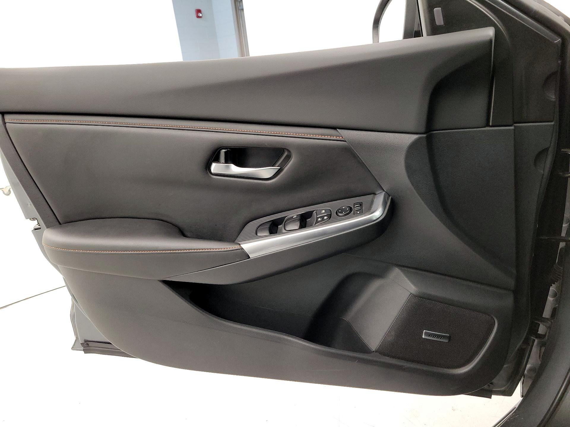 Thumbnail: 2021 Nissan Sentra - 12
