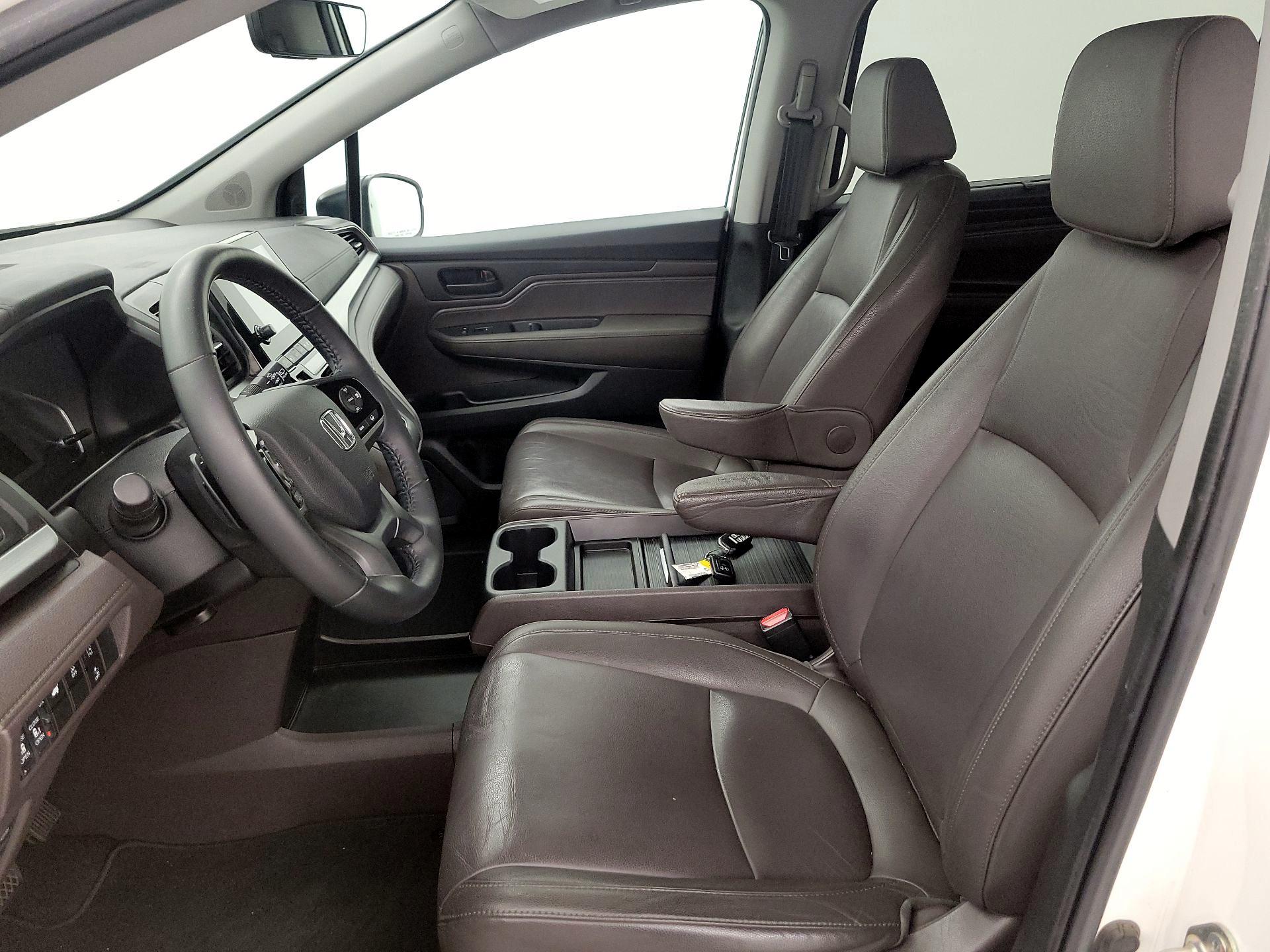 Thumbnail: 2019 Honda Odyssey - 11