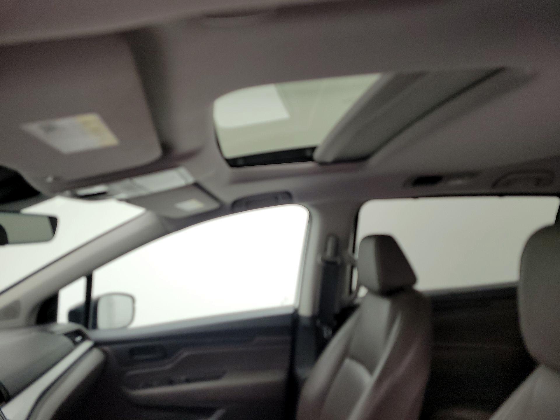 Thumbnail: 2019 Honda Odyssey - 18