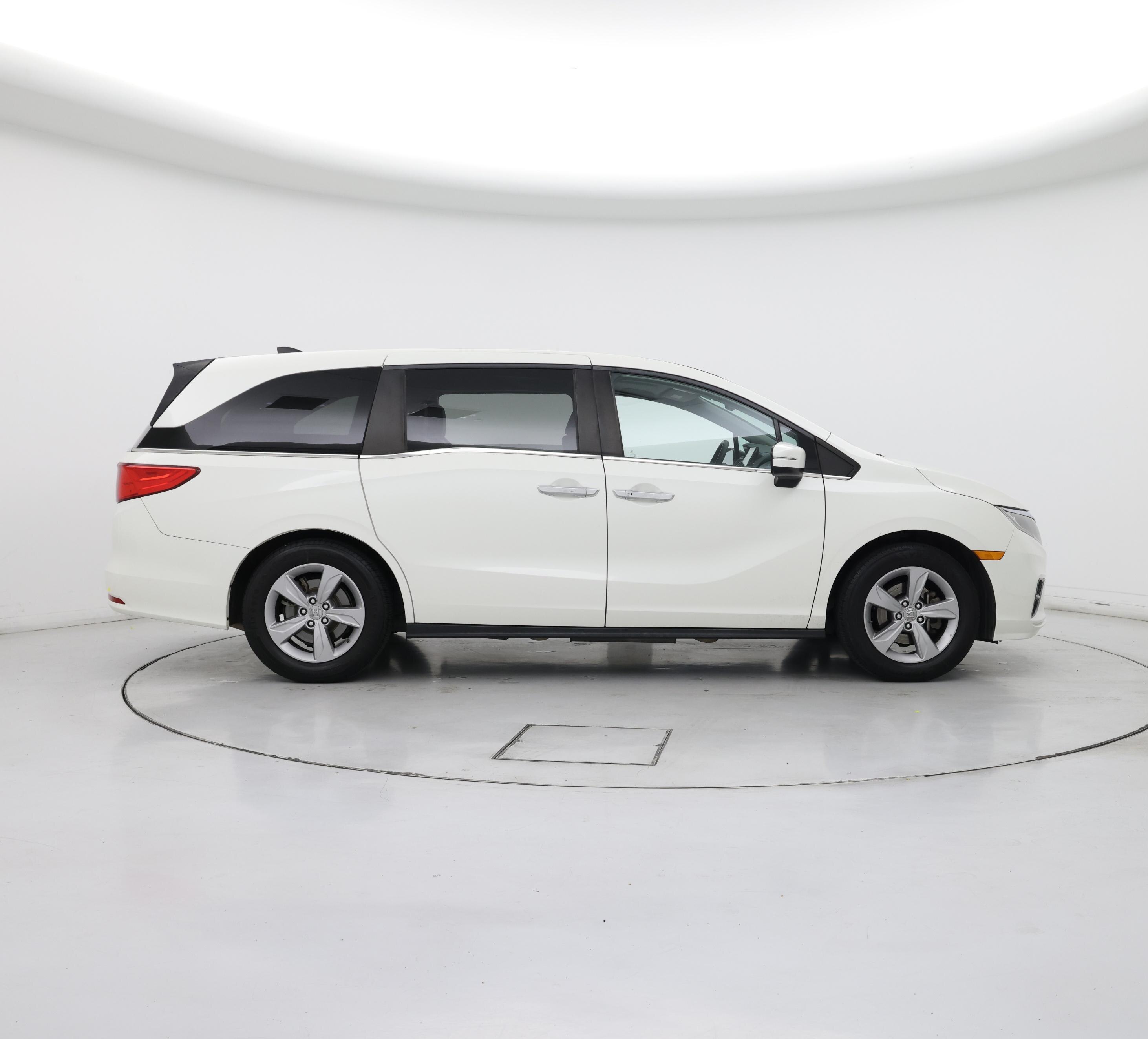 Thumbnail: 2019 Honda Odyssey - 7