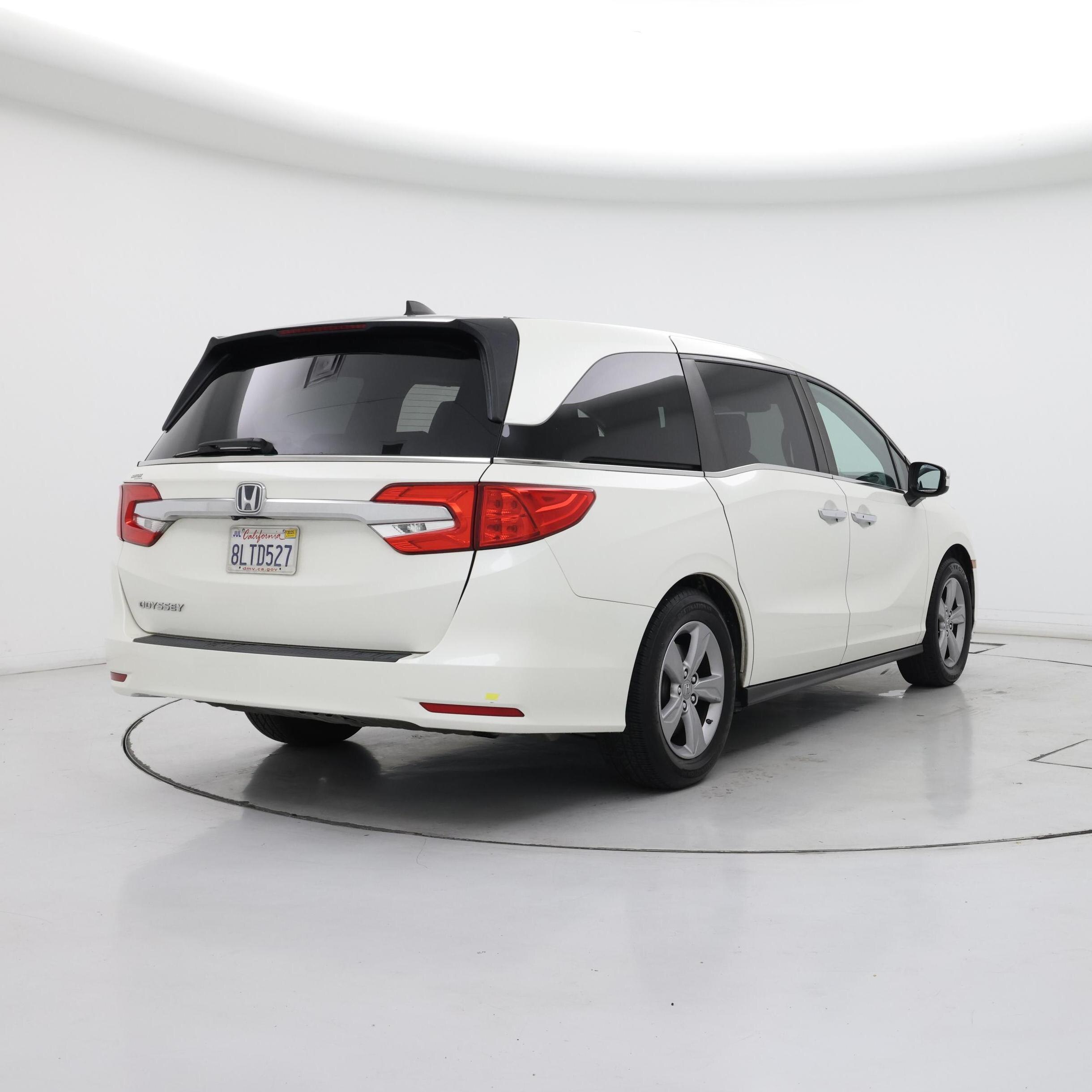 Thumbnail: 2019 Honda Odyssey - 8