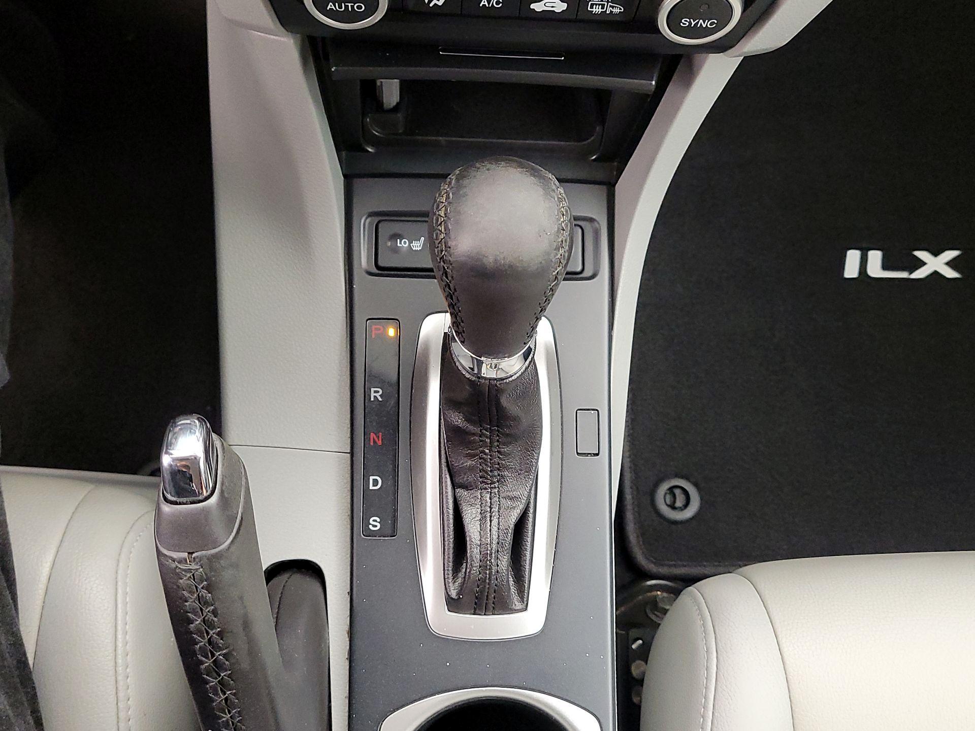 Thumbnail: 2016 Acura ILX - 17