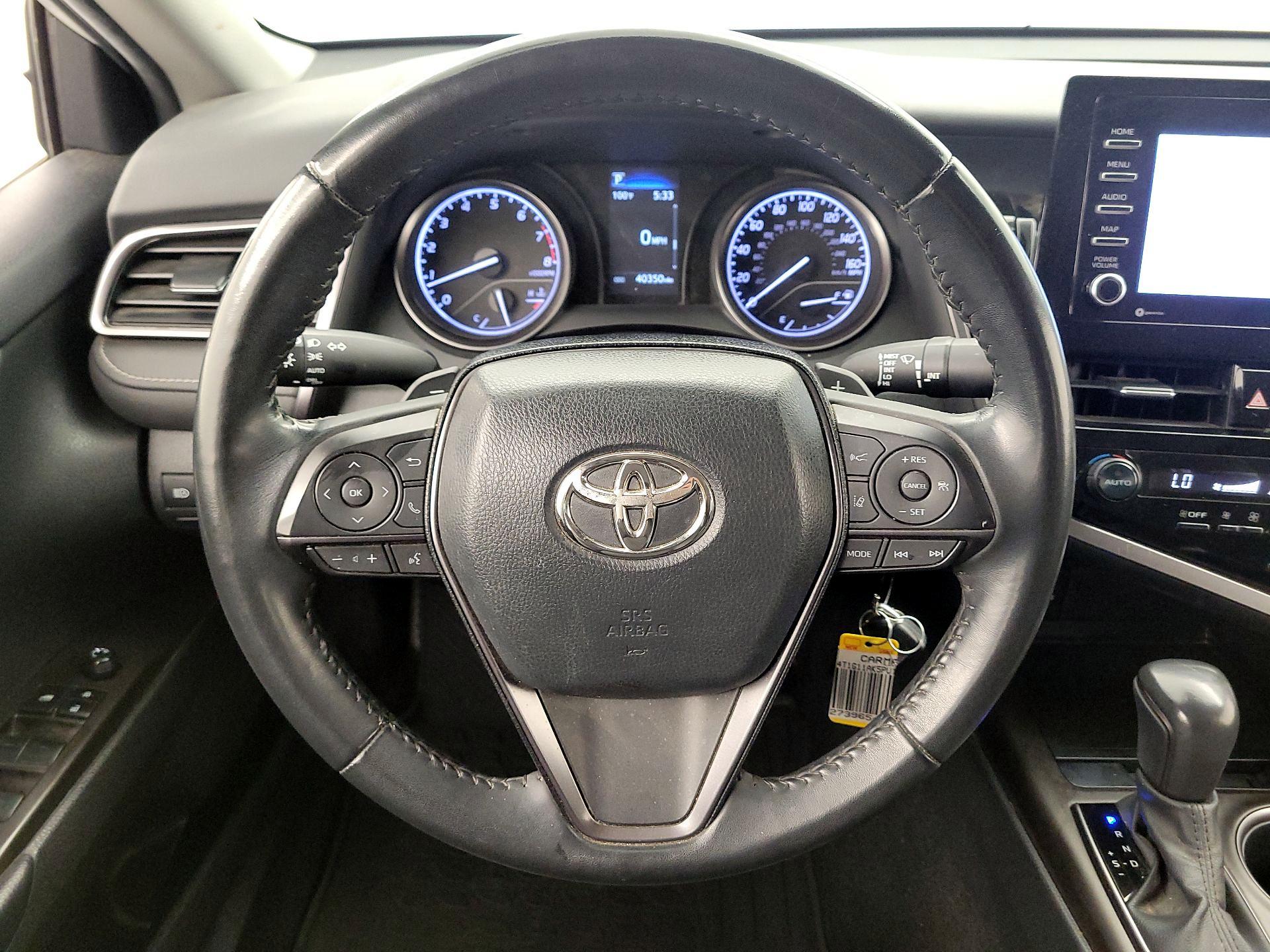 Thumbnail: 2023 Toyota Camry - 10