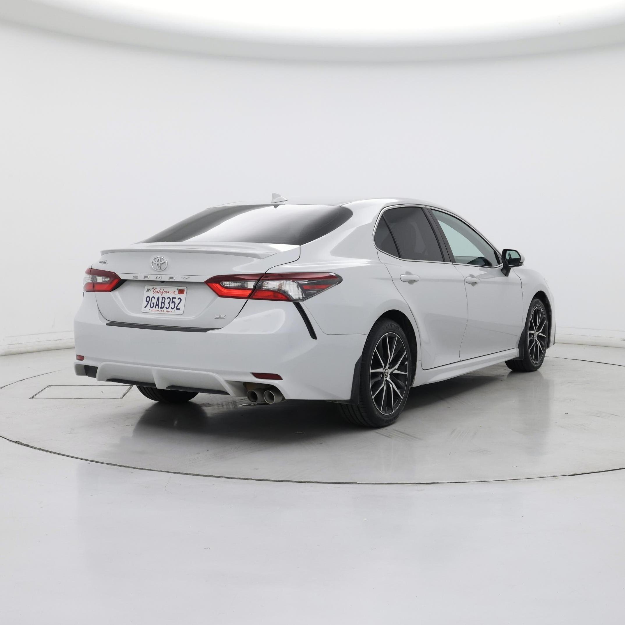Thumbnail: 2023 Toyota Camry - 8