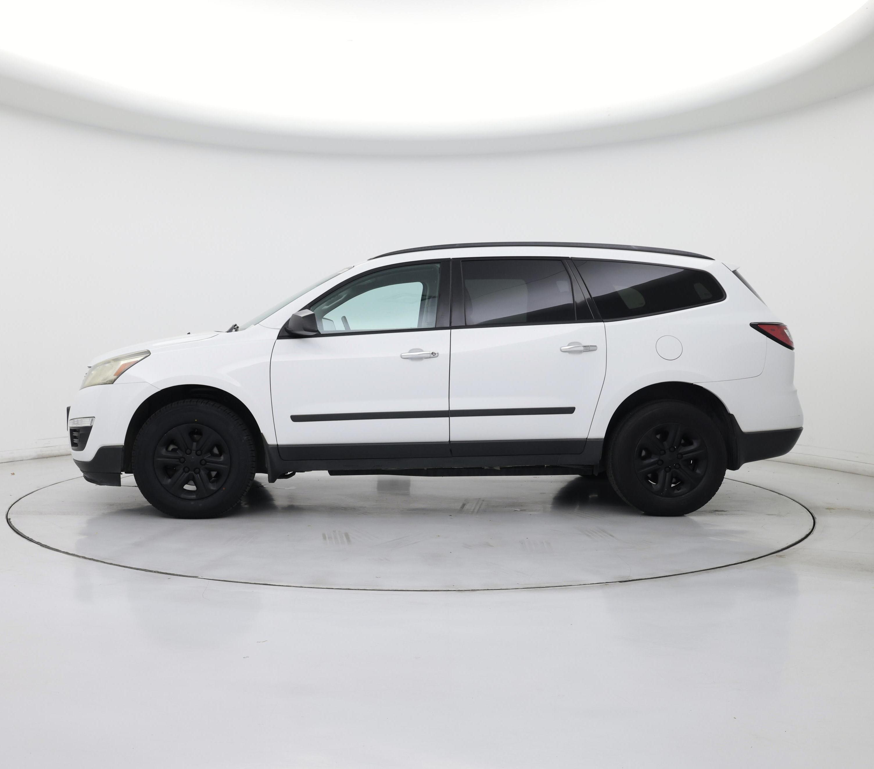 Thumbnail: 2016 Chevrolet Traverse - 3