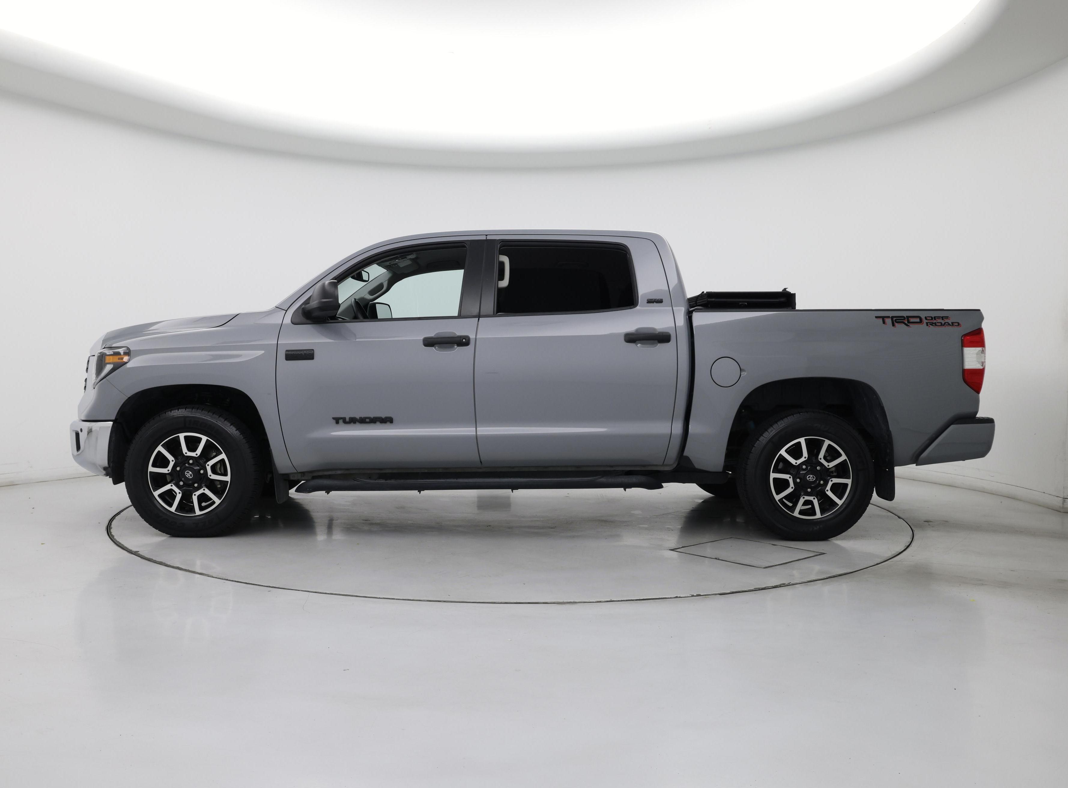 Thumbnail: 2021 Toyota Tundra - 3