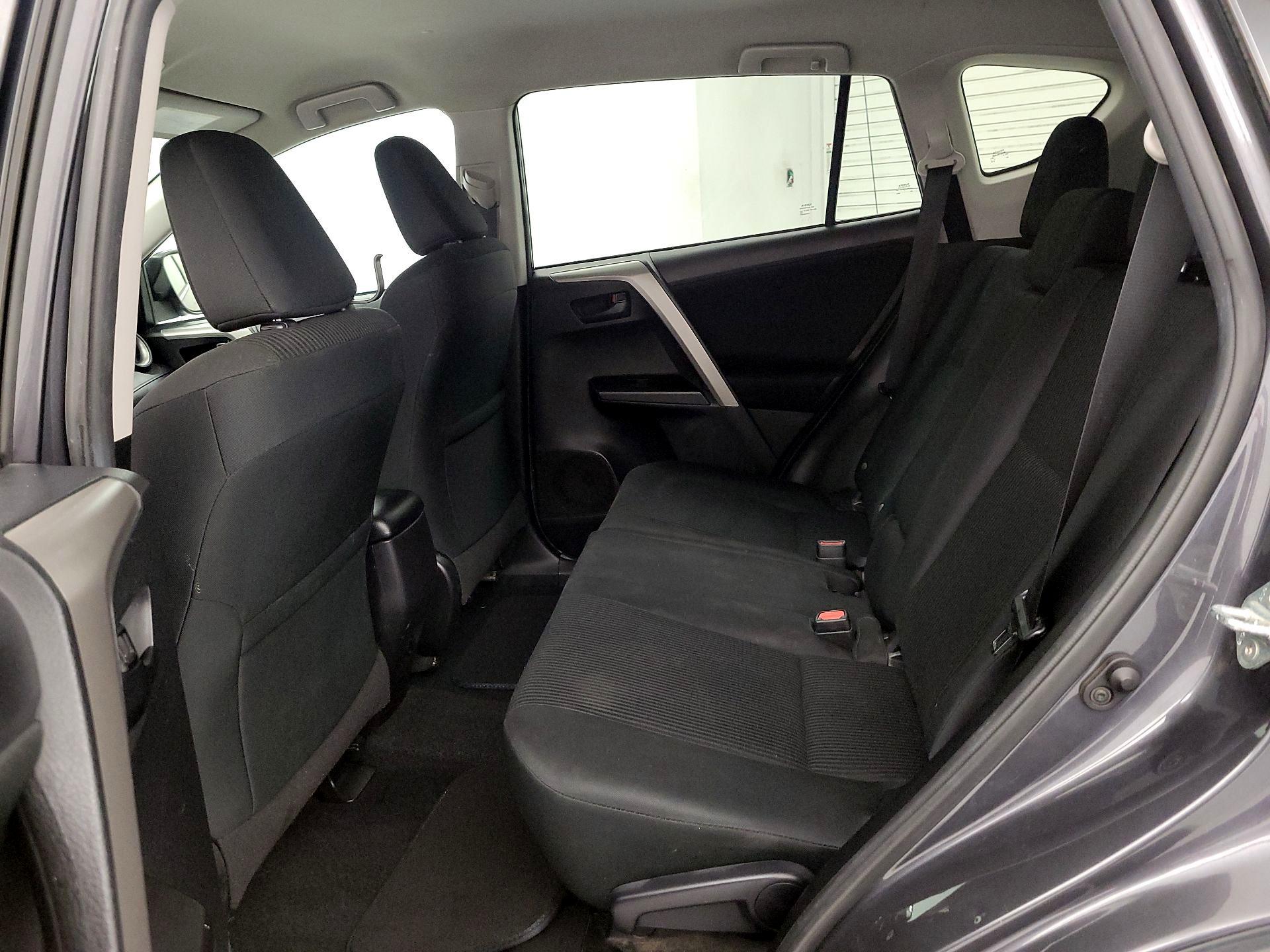 Thumbnail: 2018 Toyota RAV4 - 19