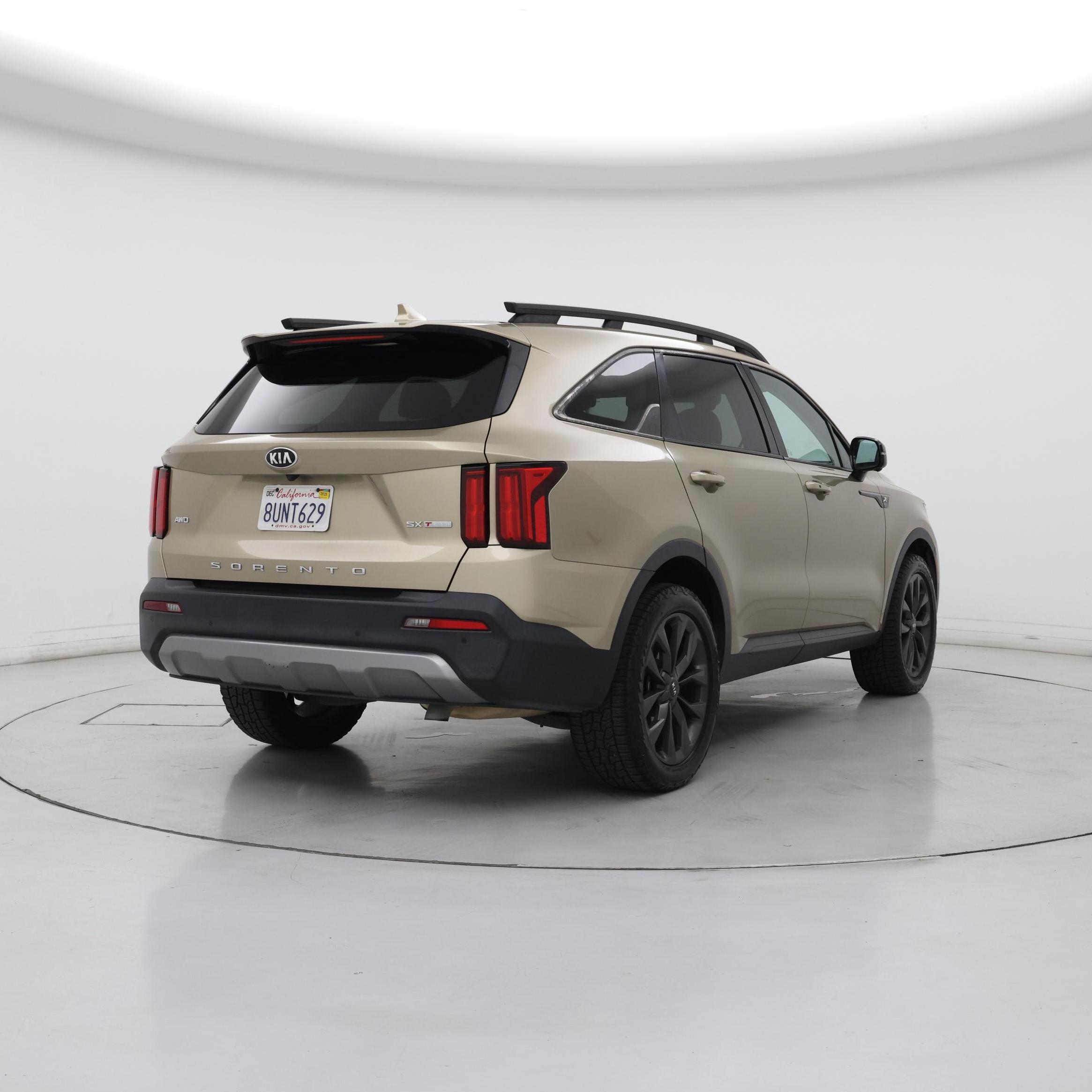 Thumbnail: 2021 Kia Sorento - 8