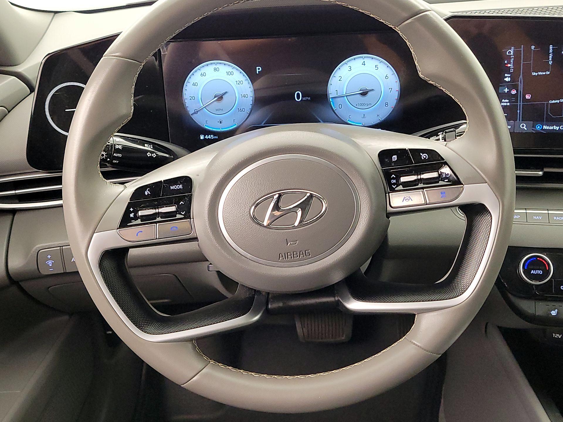 Thumbnail: 2023 Hyundai Elantra - 10