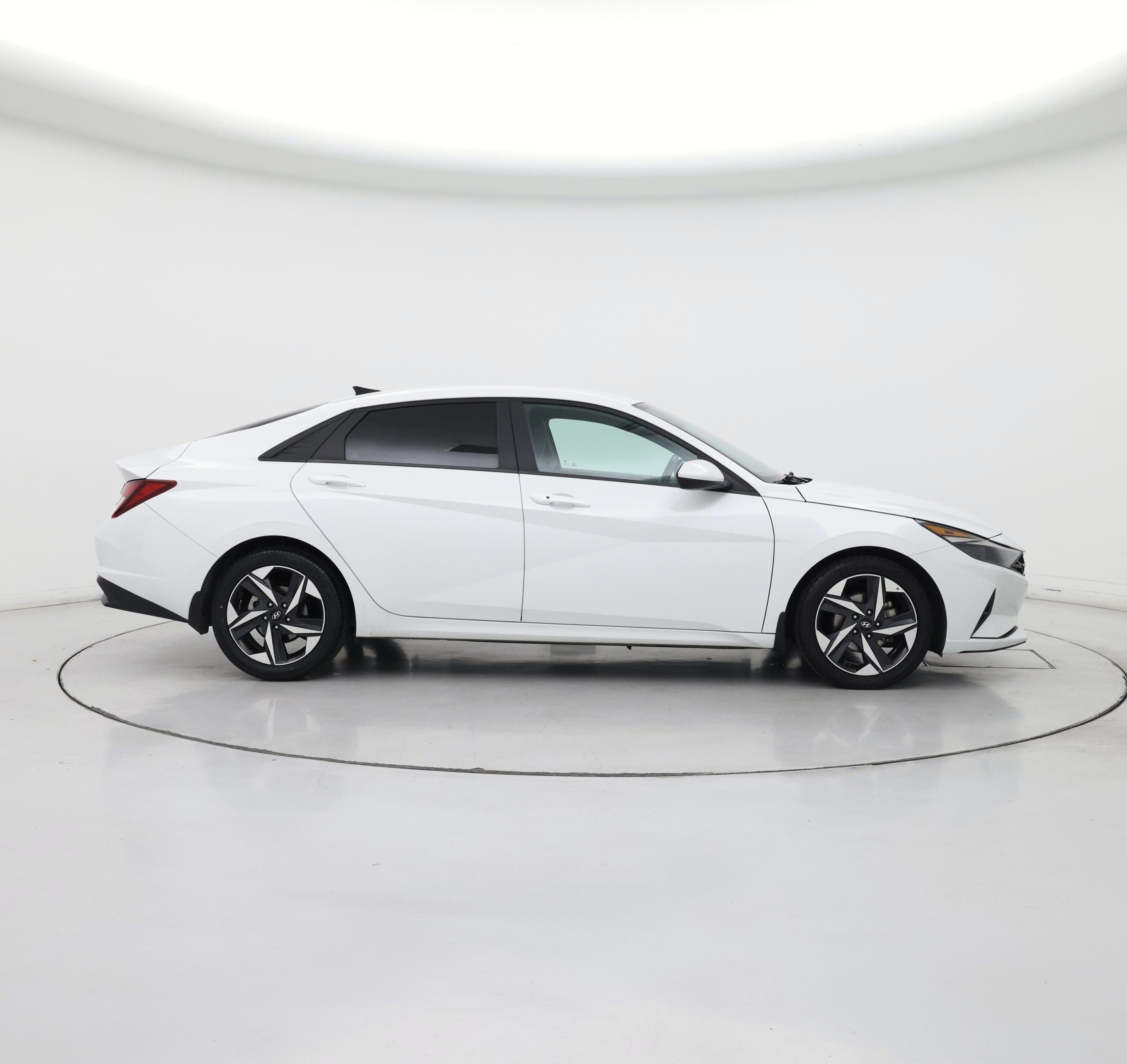 Thumbnail: 2023 Hyundai Elantra - 7