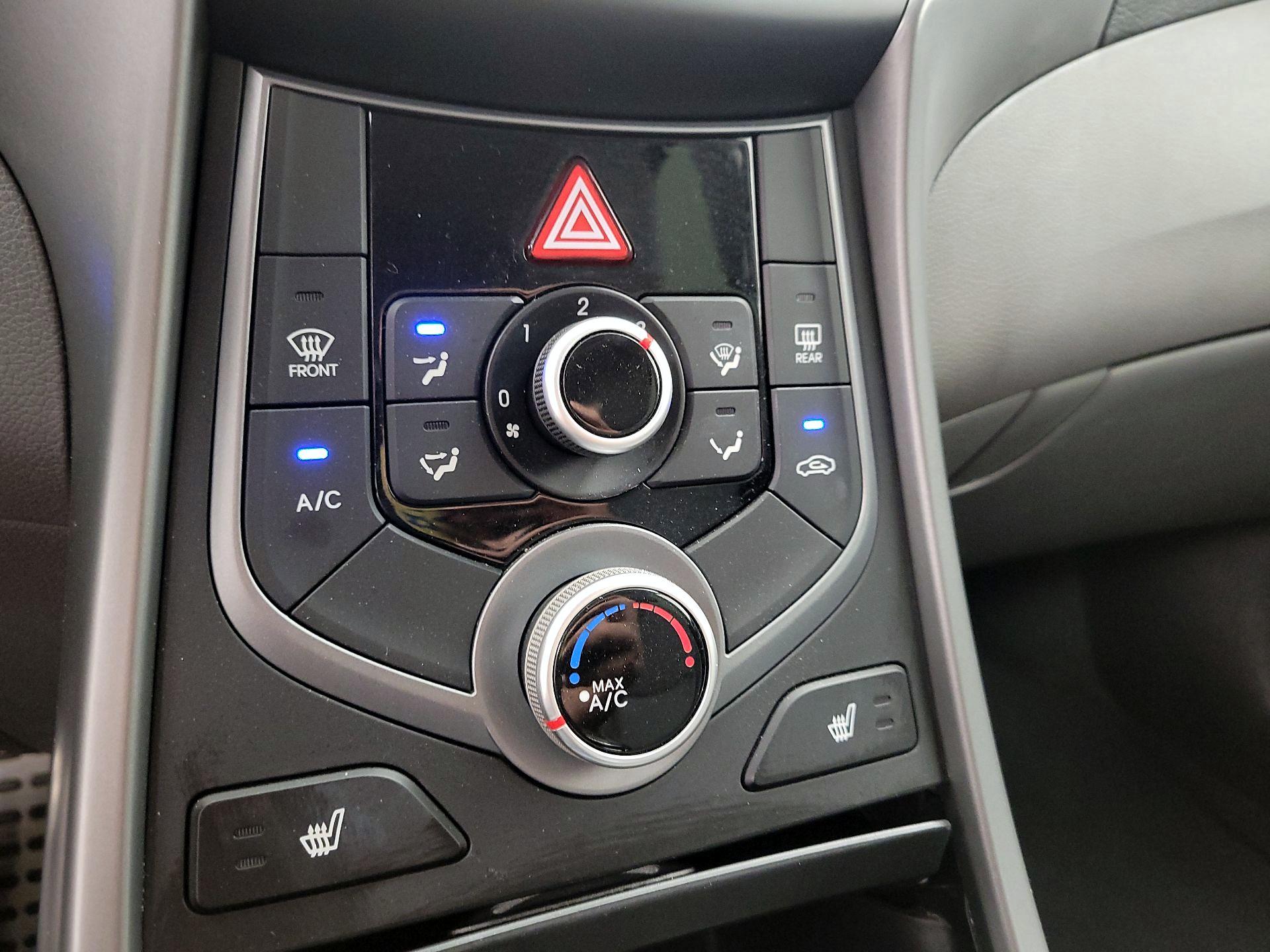 Thumbnail: 2014 Hyundai Elantra - 16