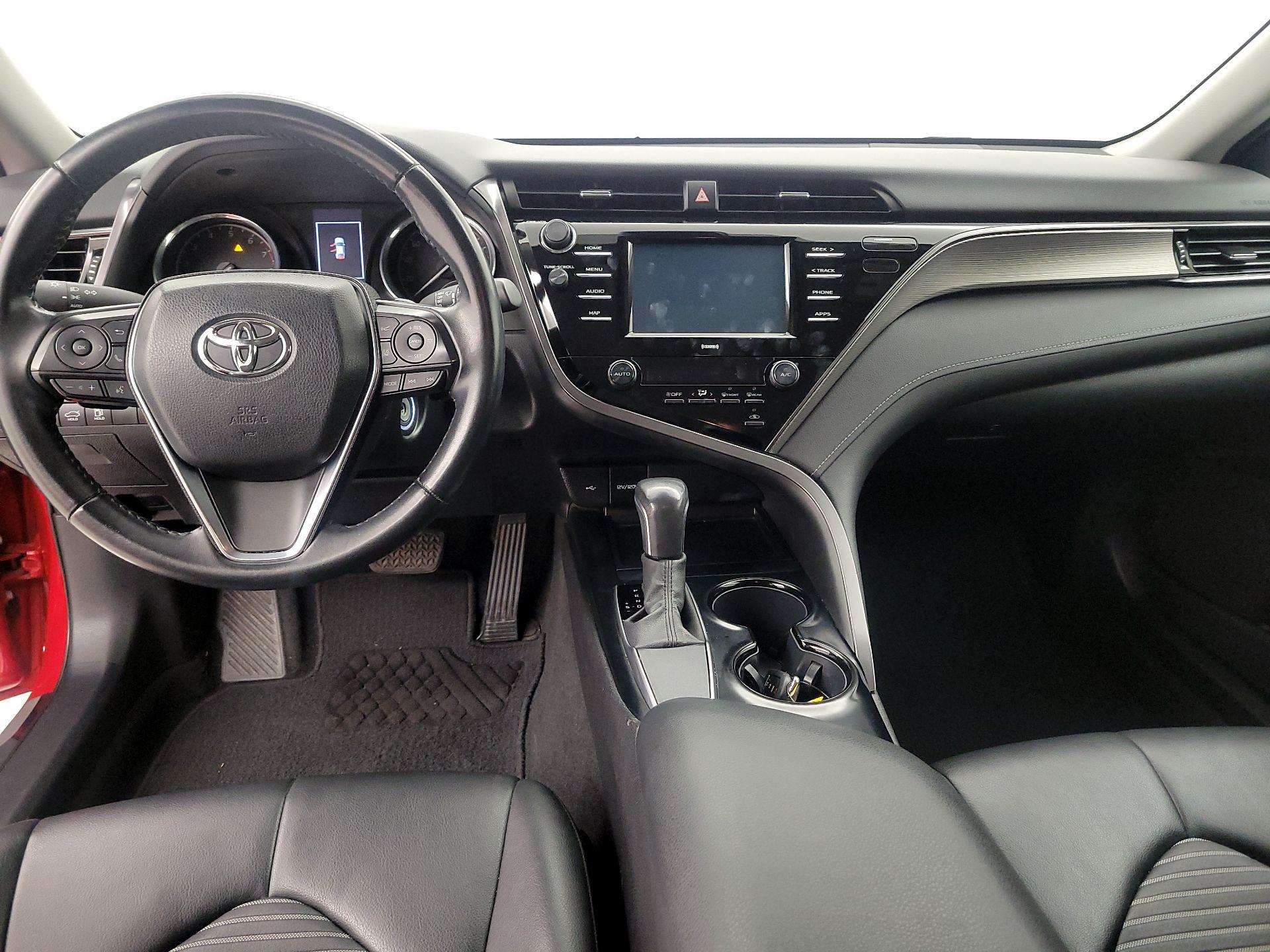 Thumbnail: 2020 Toyota Camry - 9