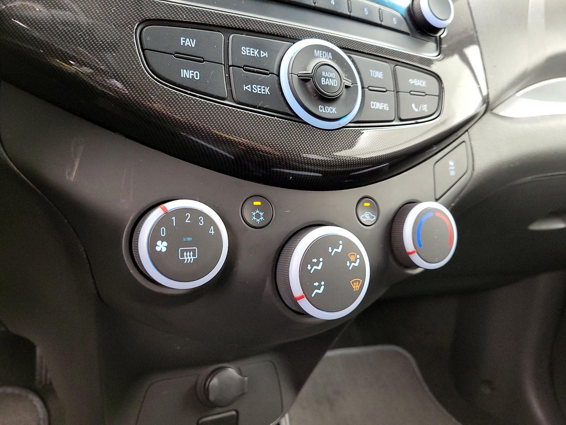 Thumbnail: 2015 Chevrolet Spark - 15