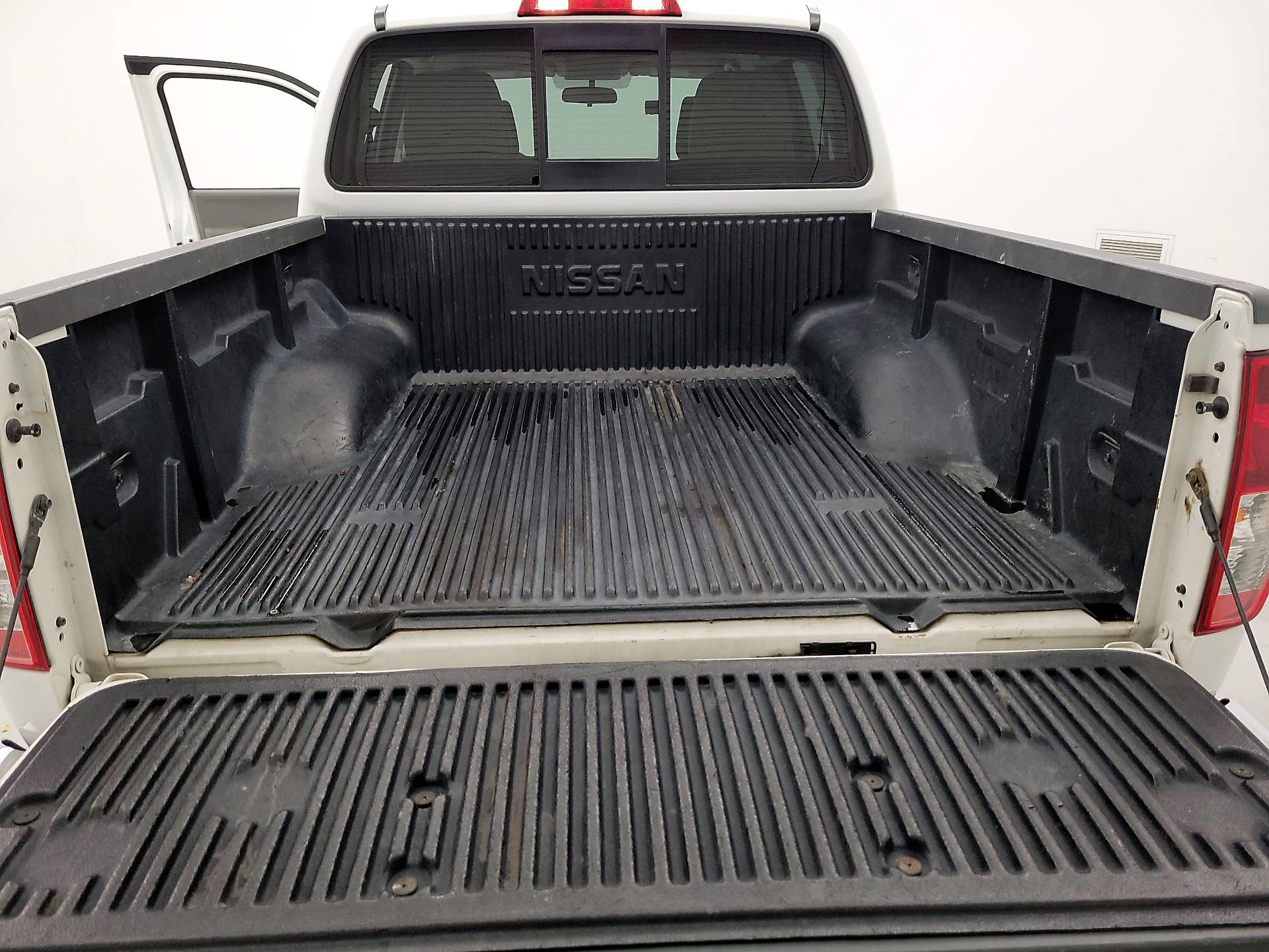 Thumbnail: 2019 Nissan Frontier - 19