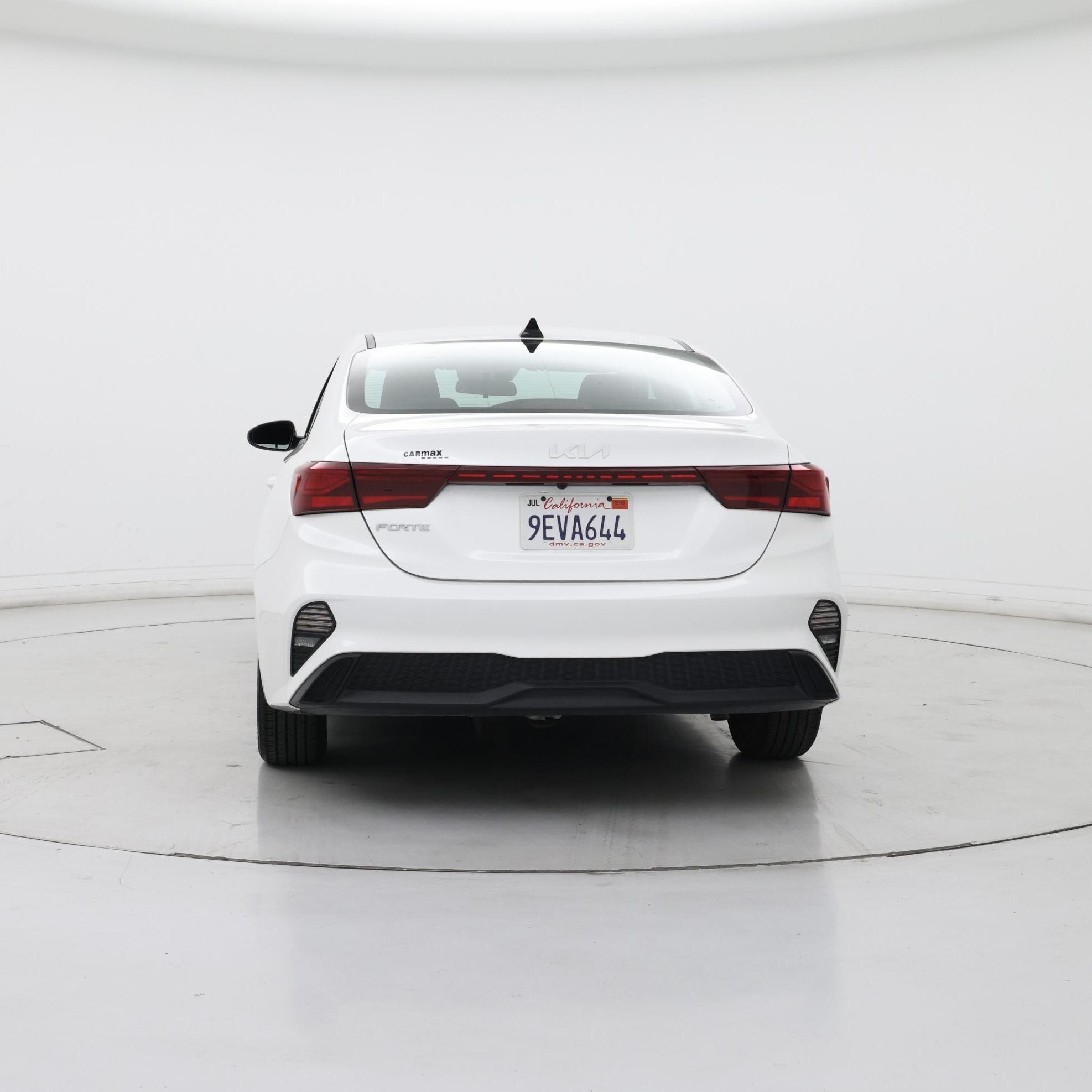 Thumbnail: 2022 Kia Forte - 6