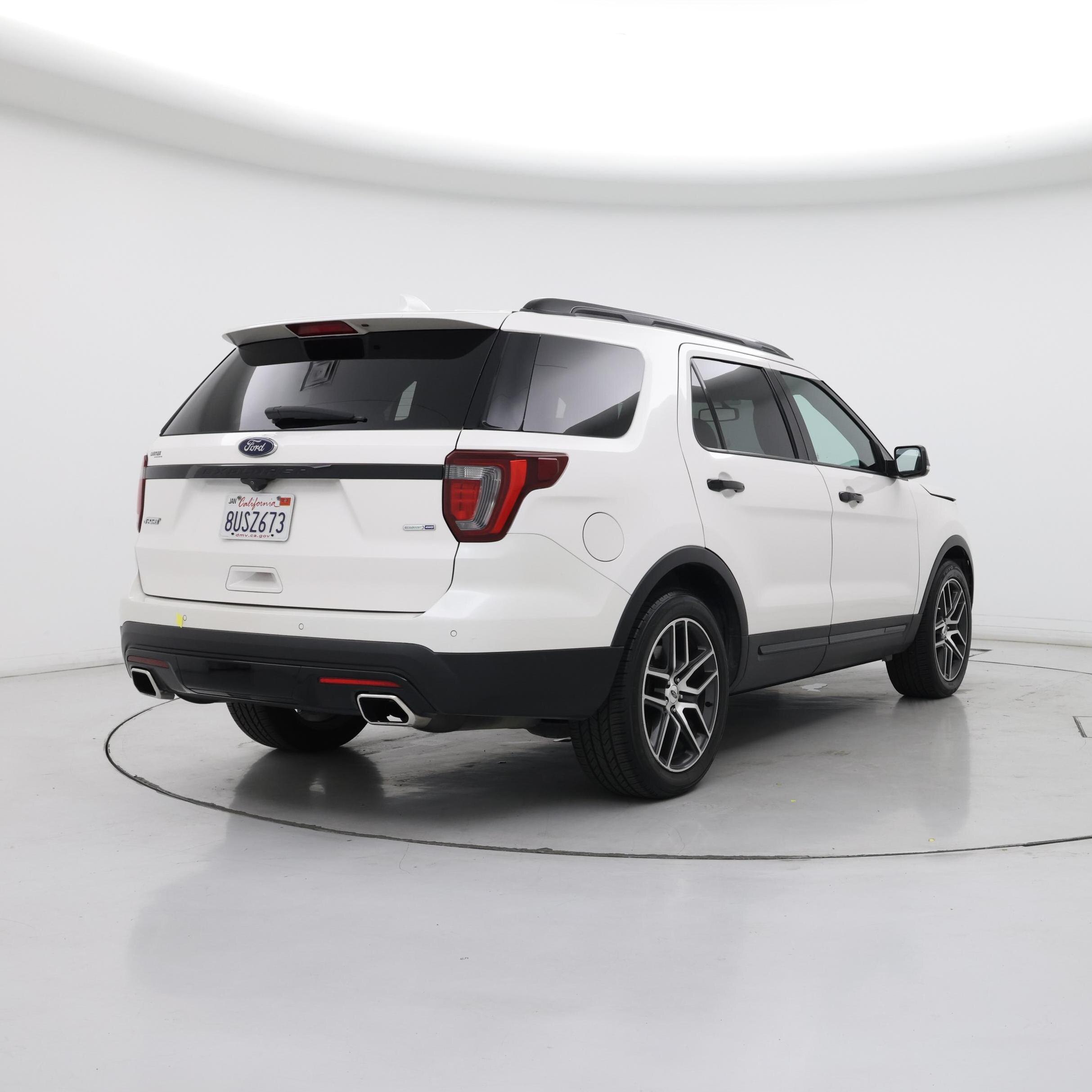 Thumbnail: 2017 Ford Explorer - 8