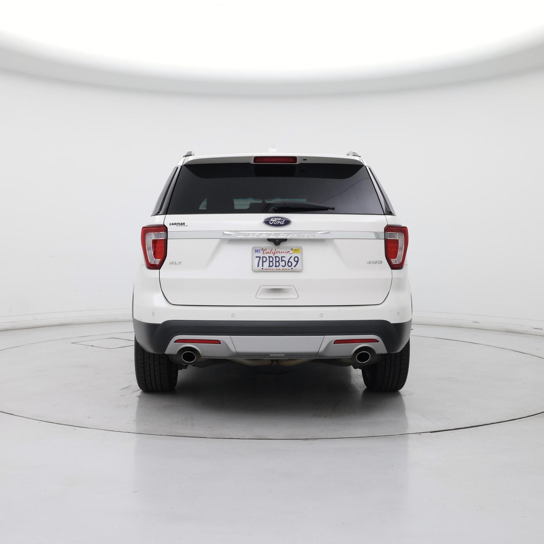 Thumbnail: 2016 Ford Explorer - 6