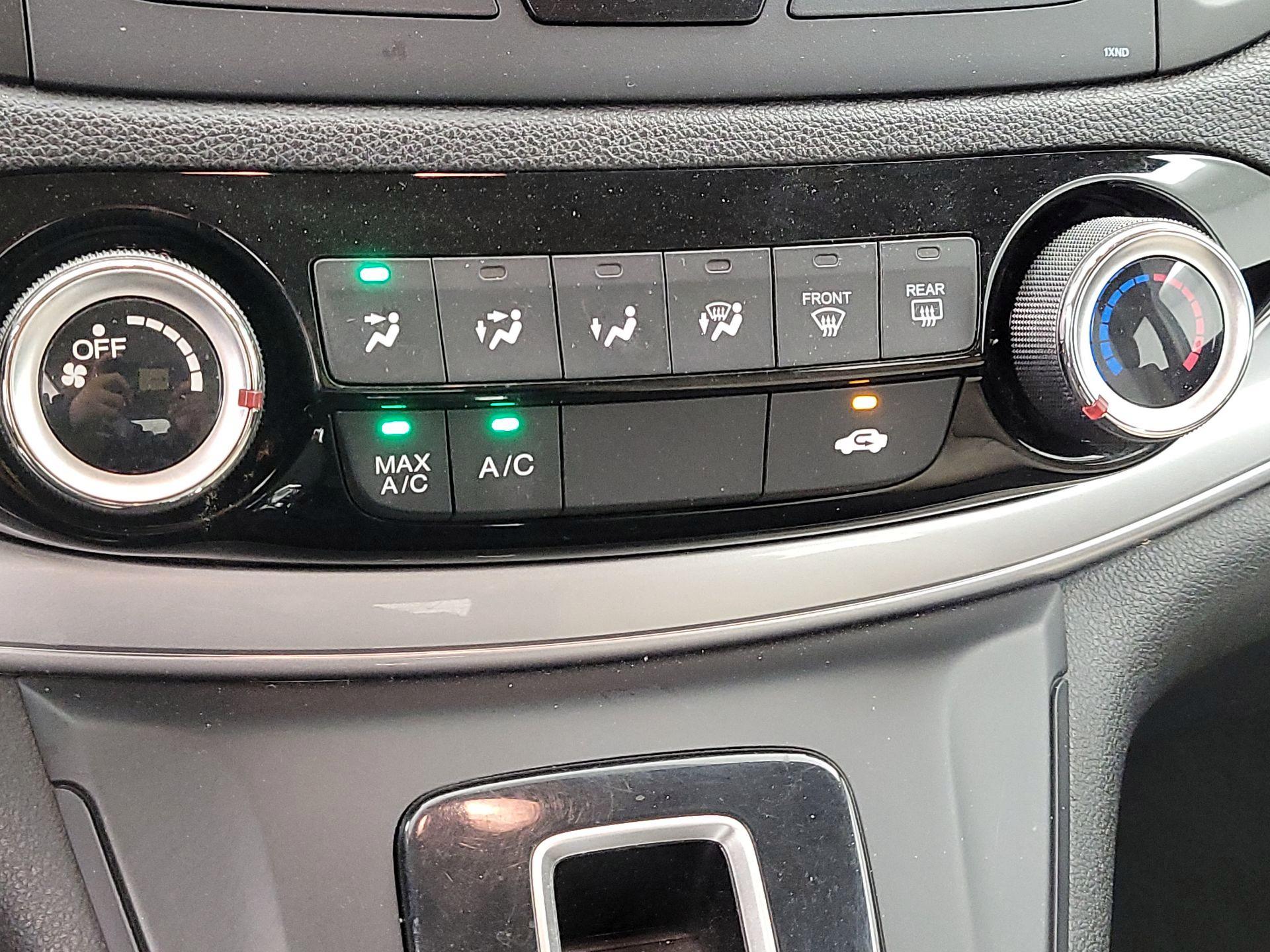 Thumbnail: 2015 Honda CR-V - 16