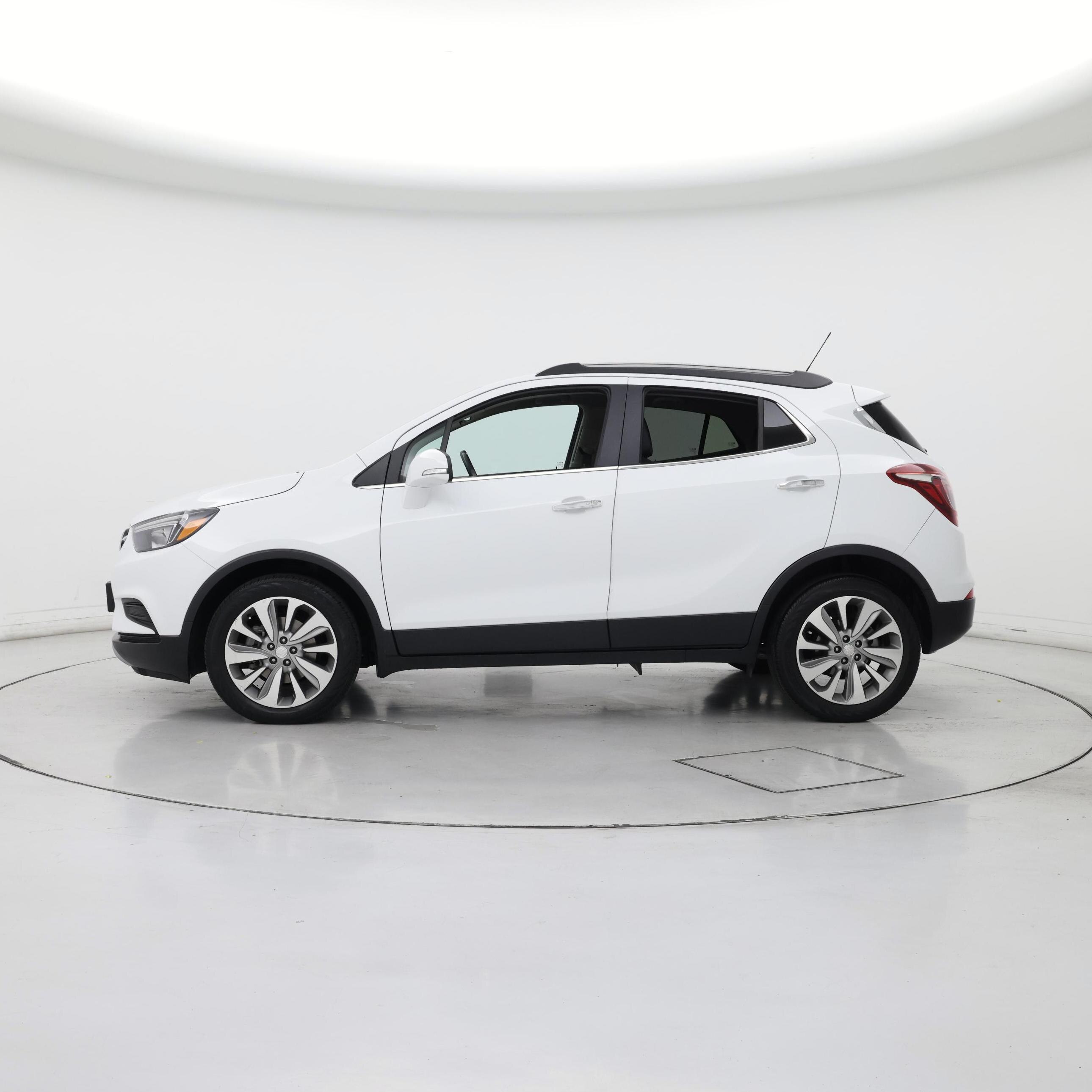 Thumbnail: 2019 Buick Encore - 3