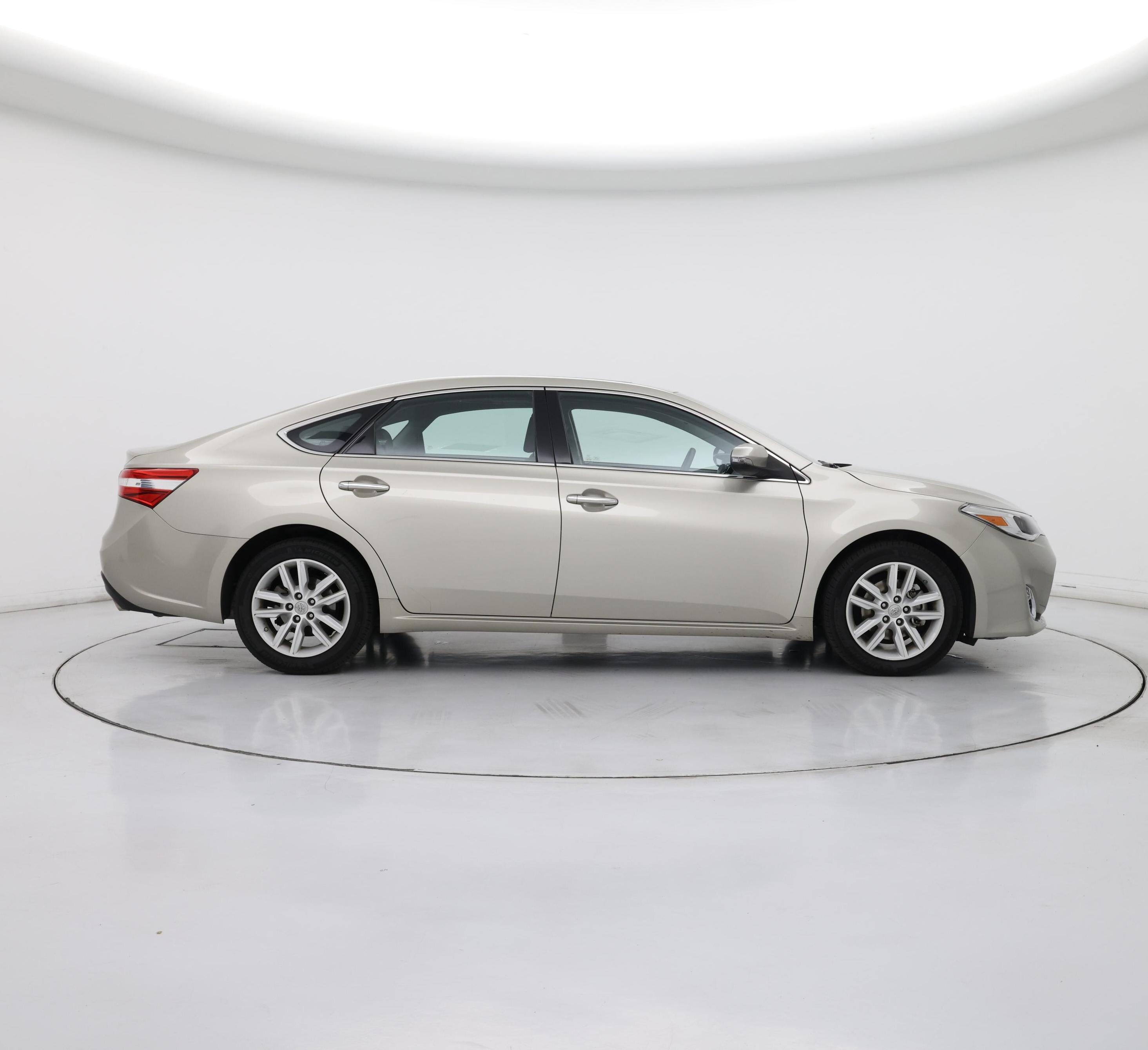 Thumbnail: 2015 Toyota Avalon - 7
