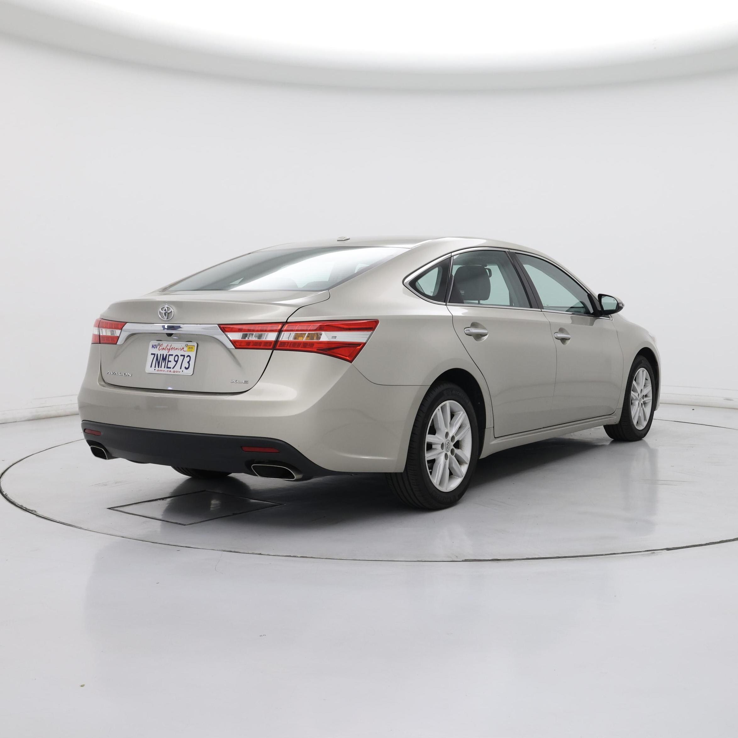 Thumbnail: 2015 Toyota Avalon - 8