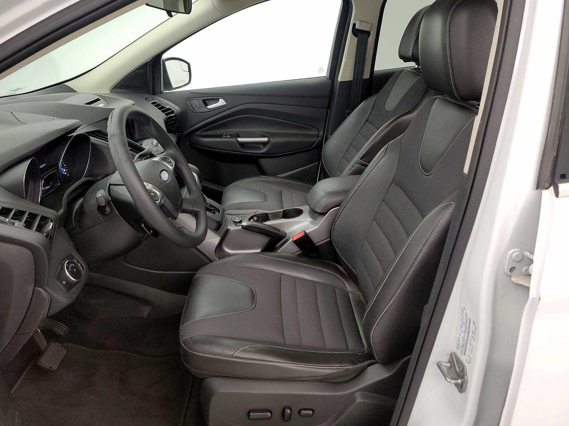 Thumbnail: 2016 Ford Escape - 11