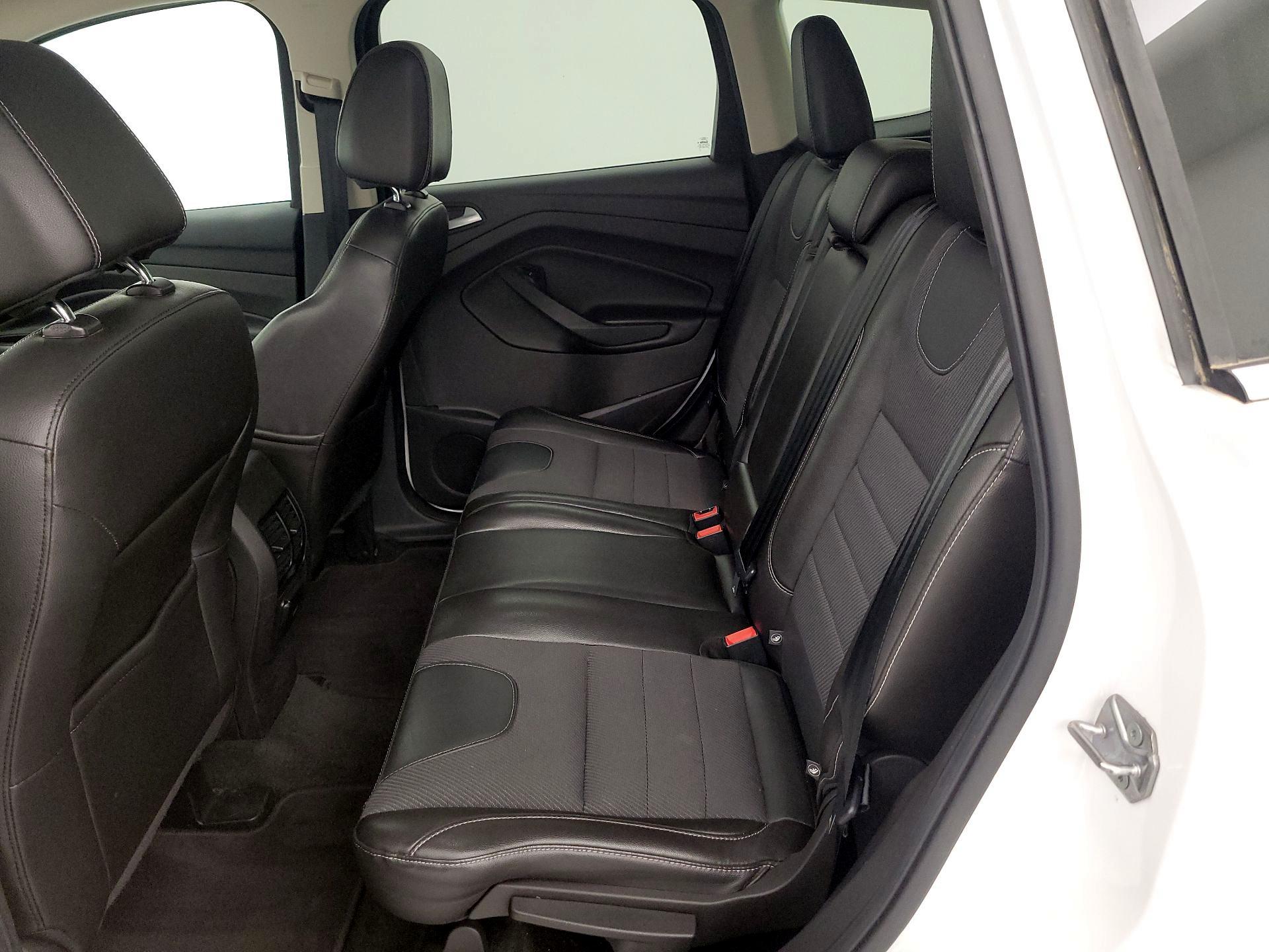 Thumbnail: 2016 Ford Escape - 19
